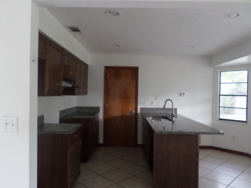 2050 Swanson Drive Deltona FL 32738 O6372384 image6