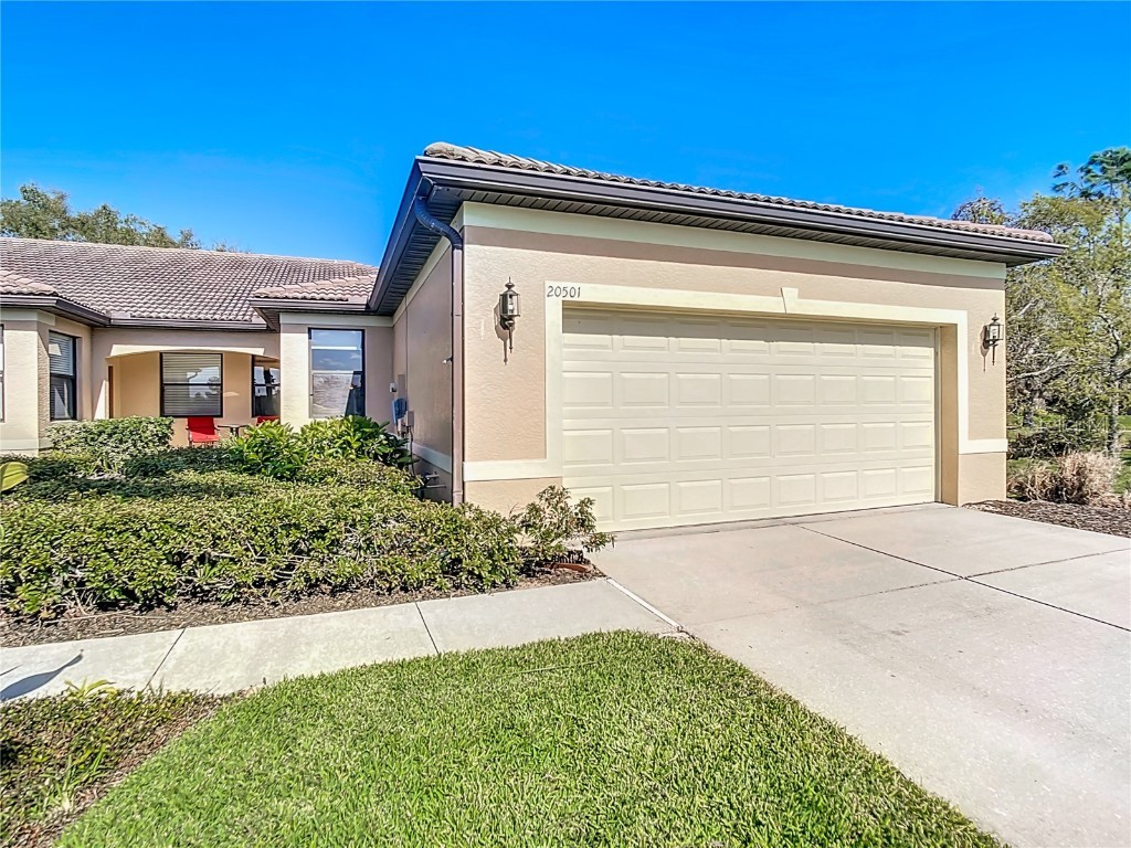 20501 Cornaro Court Venice FL 34292 N6131553 image1