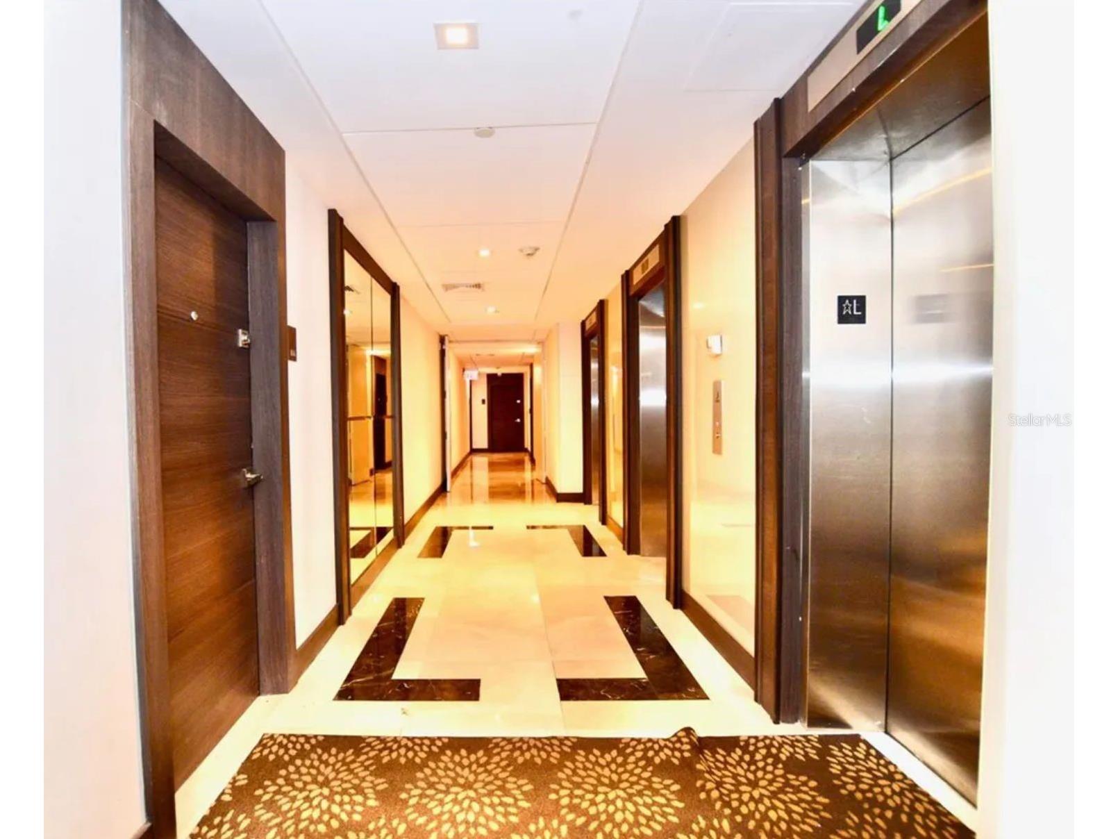 20505 E Country Club Drive #534 Miami FL 33180 O6385968 image3