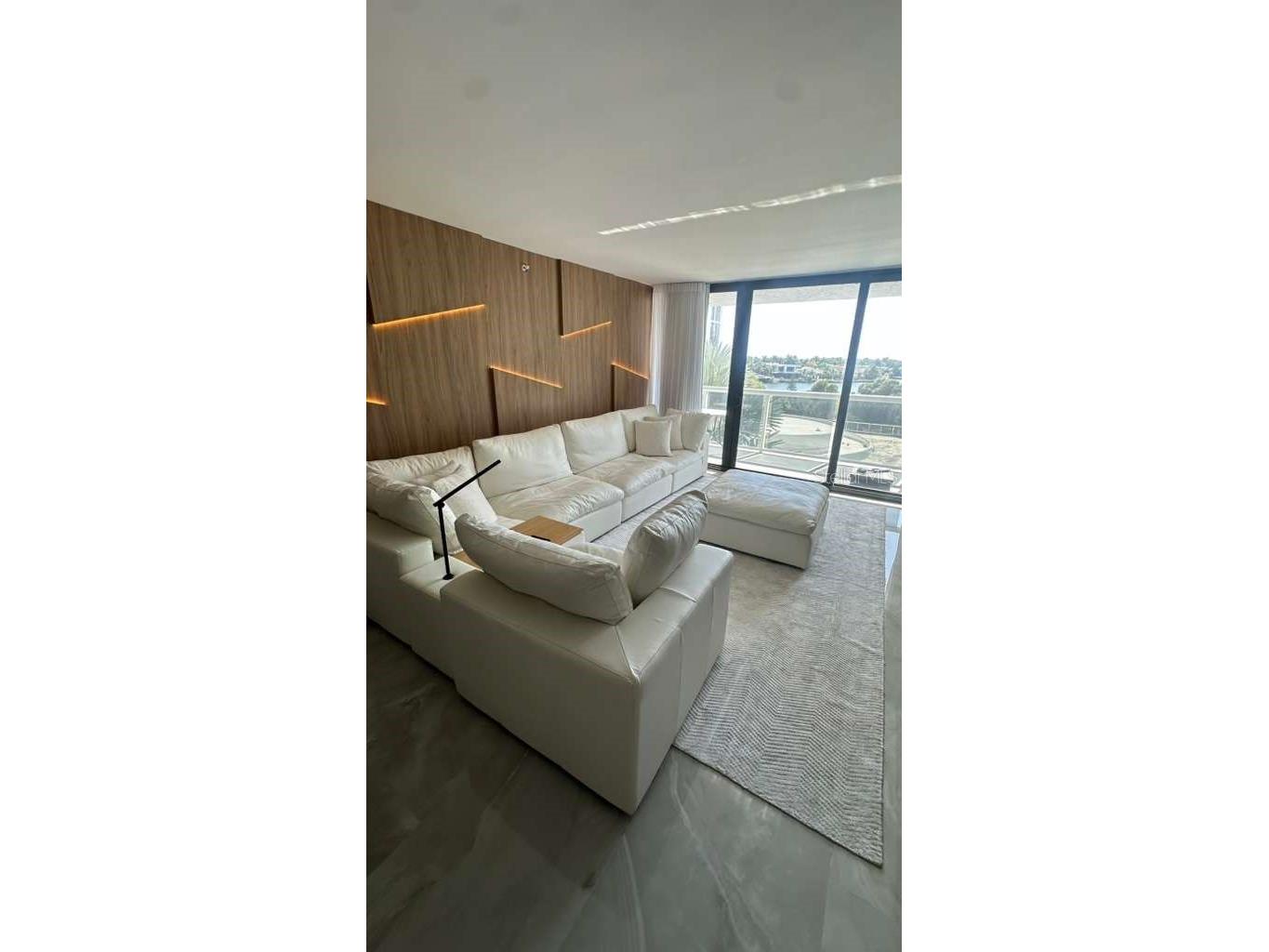20505 E Country Club Drive #534 Miami FL 33180 O6385968 image33