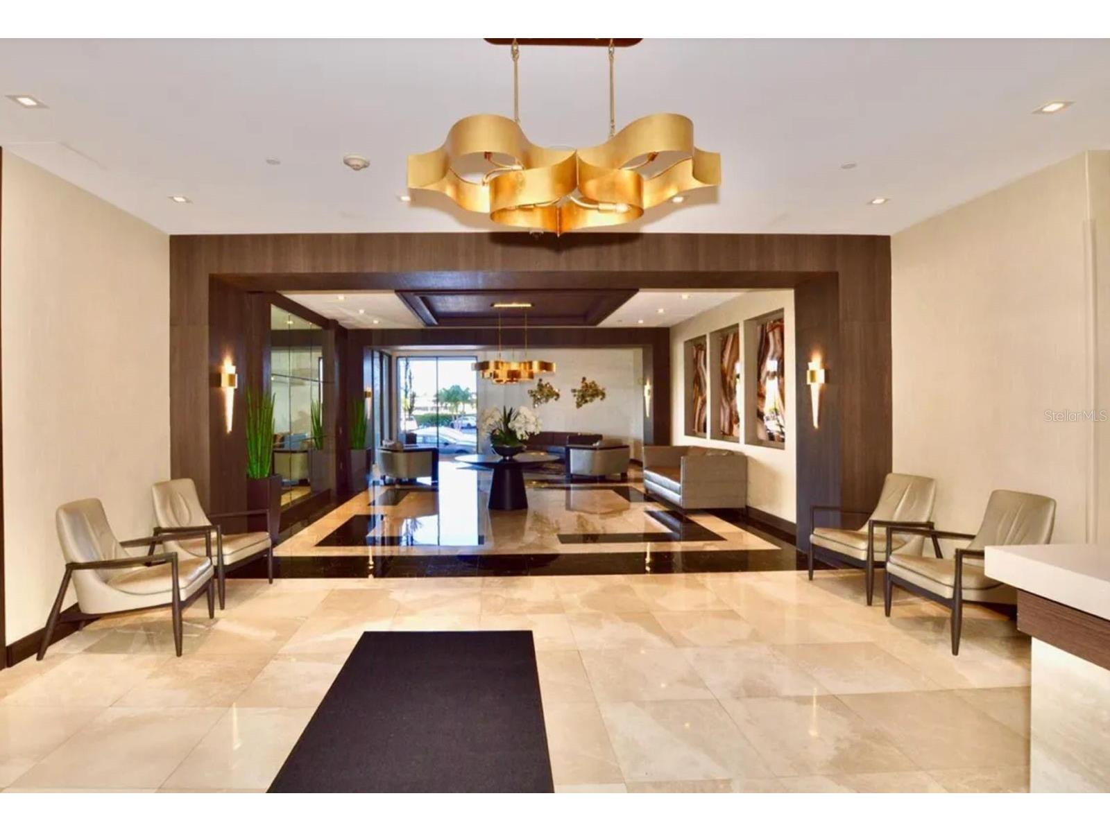 20505 E Country Club Drive #534 Miami FL 33180 O6385968 image4