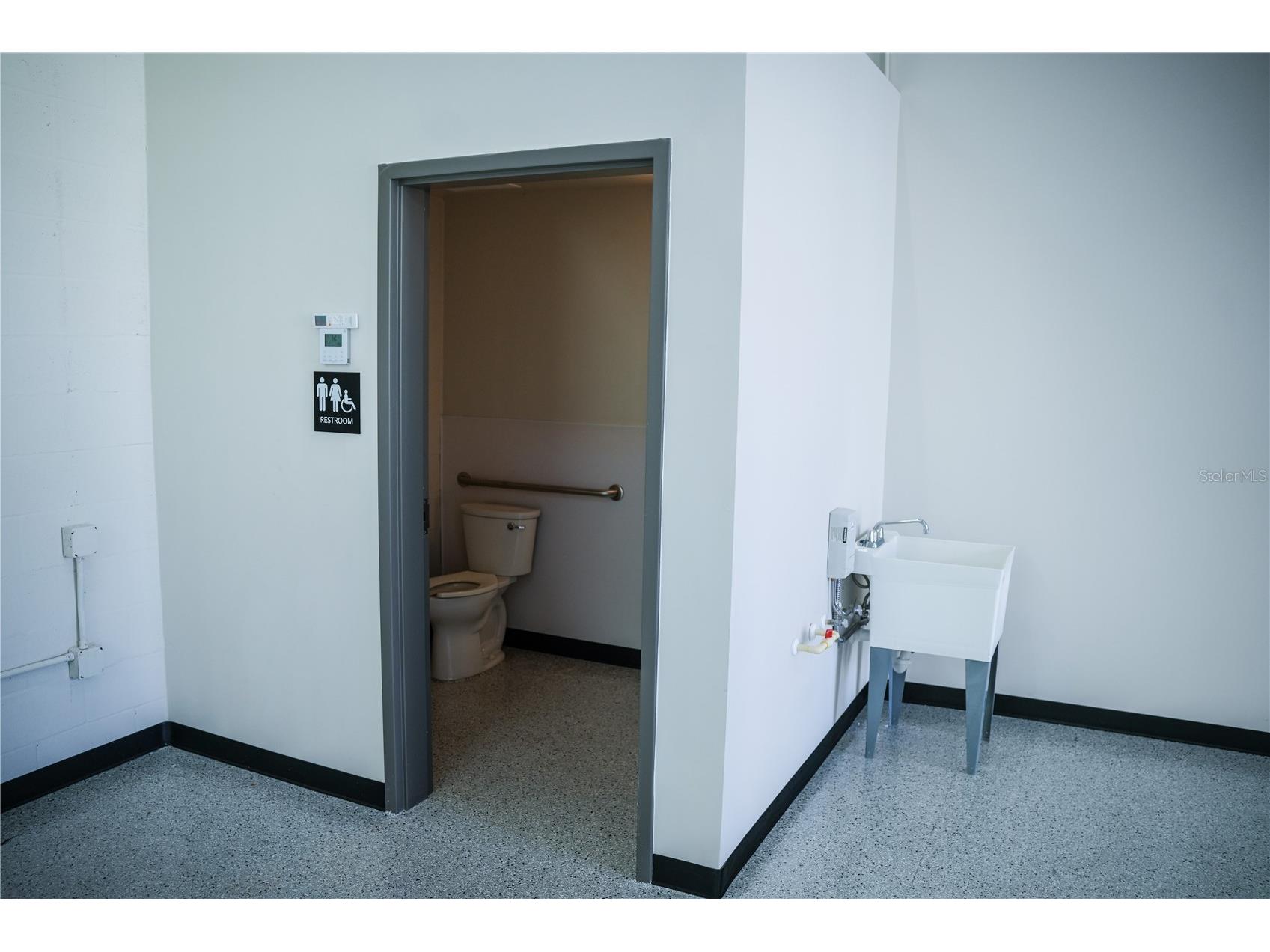 2051 Gandy Boulevard N #400 Saint Petersburg FL 33702 TB8468395 image12