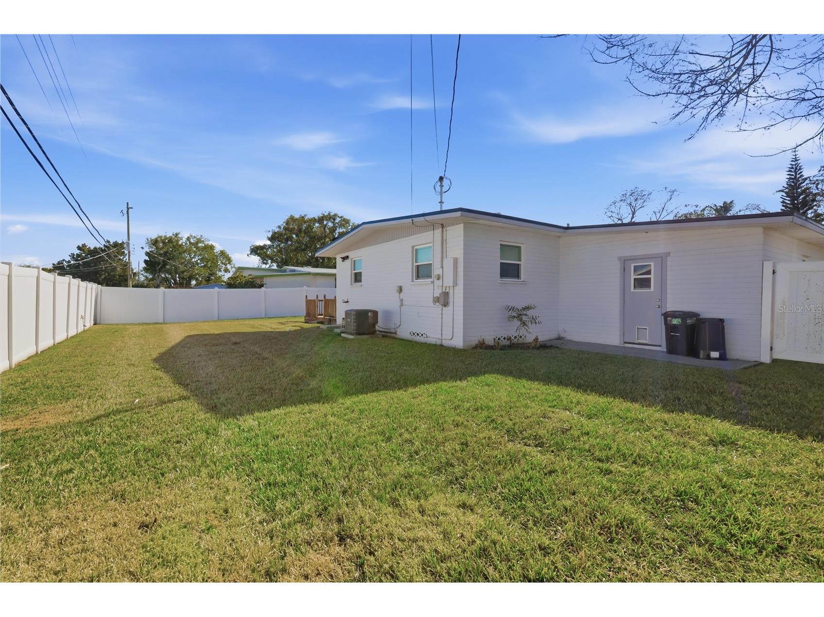 2051 Green Street South Daytona FL 32119 V4947440 image14