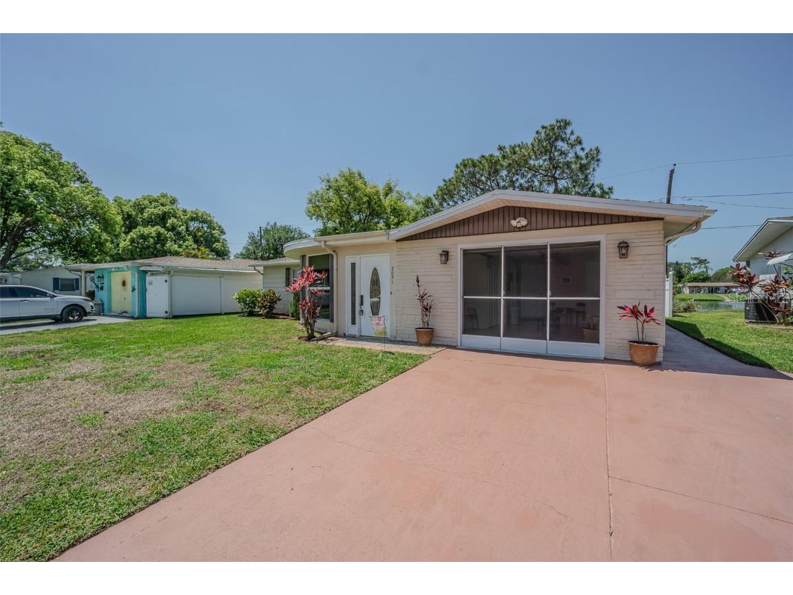 2051 Lyra Drive Holiday FL 34690 TB8373744 image1