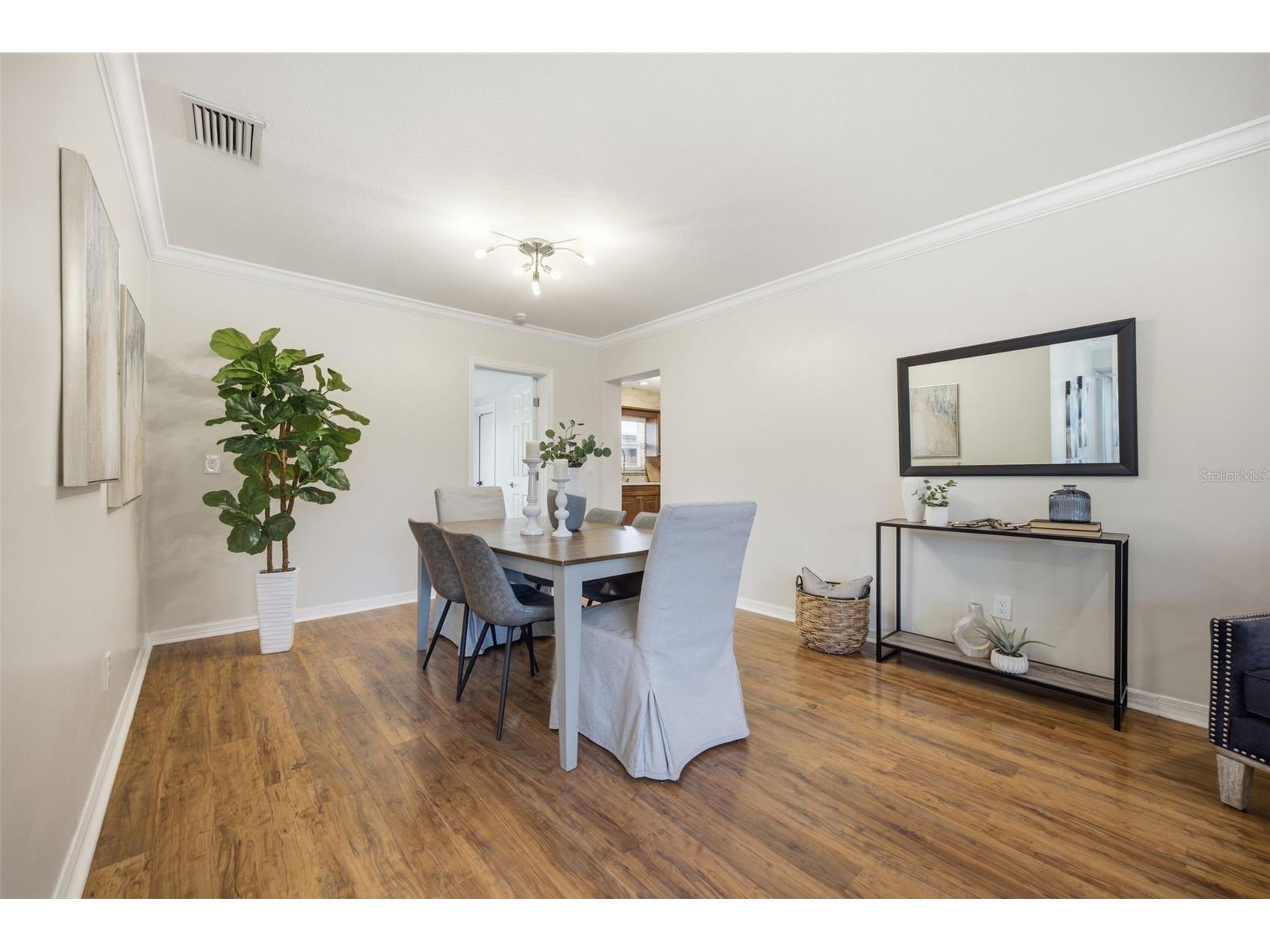 2051 Magnolia Drive Clearwater FL 33764 TB8529531 image12