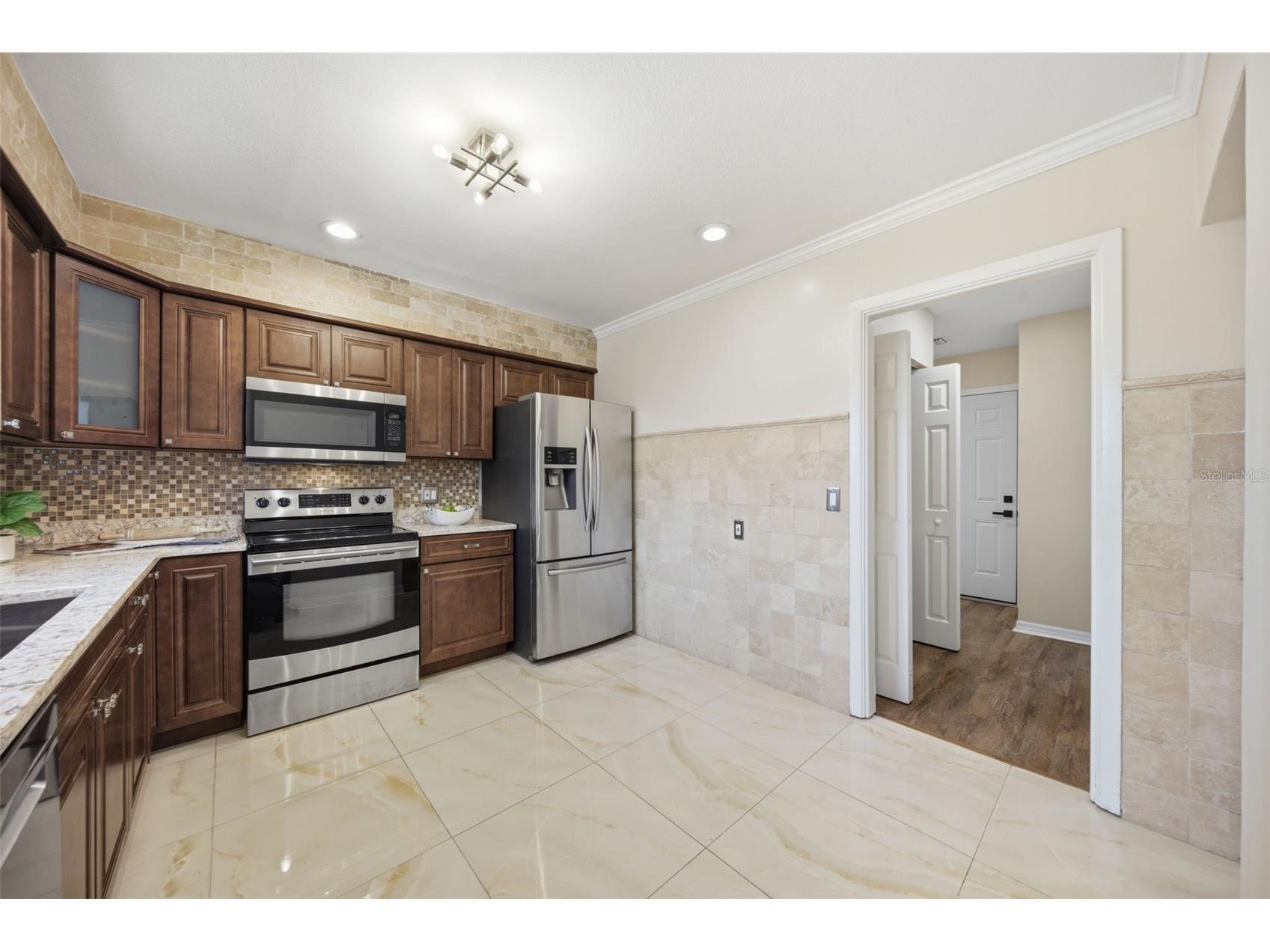 2051 Magnolia Drive Clearwater FL 33764 TB8529531 image17