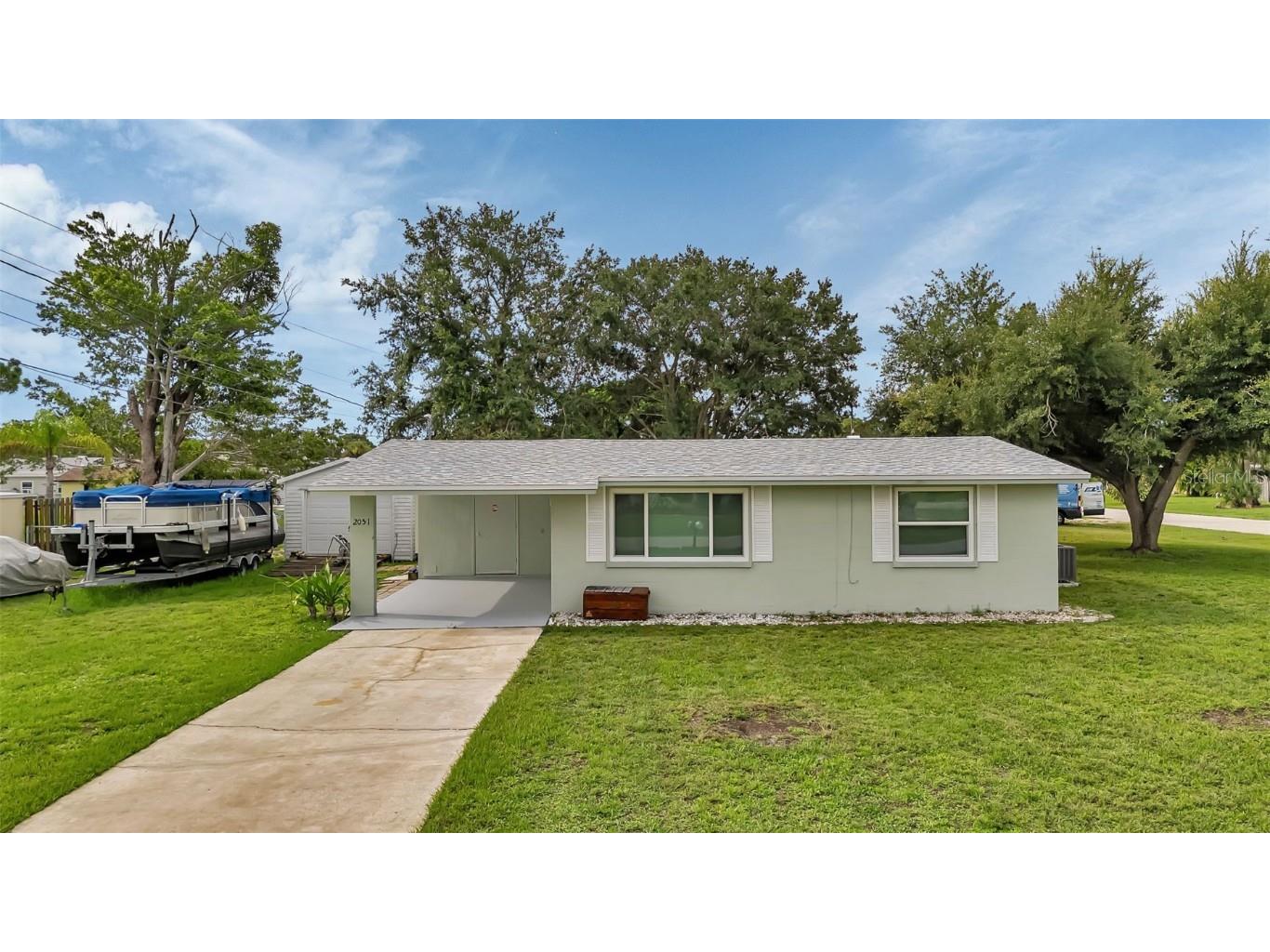 2051 Mississippi Avenue Englewood FL 34224 D6137442 image1