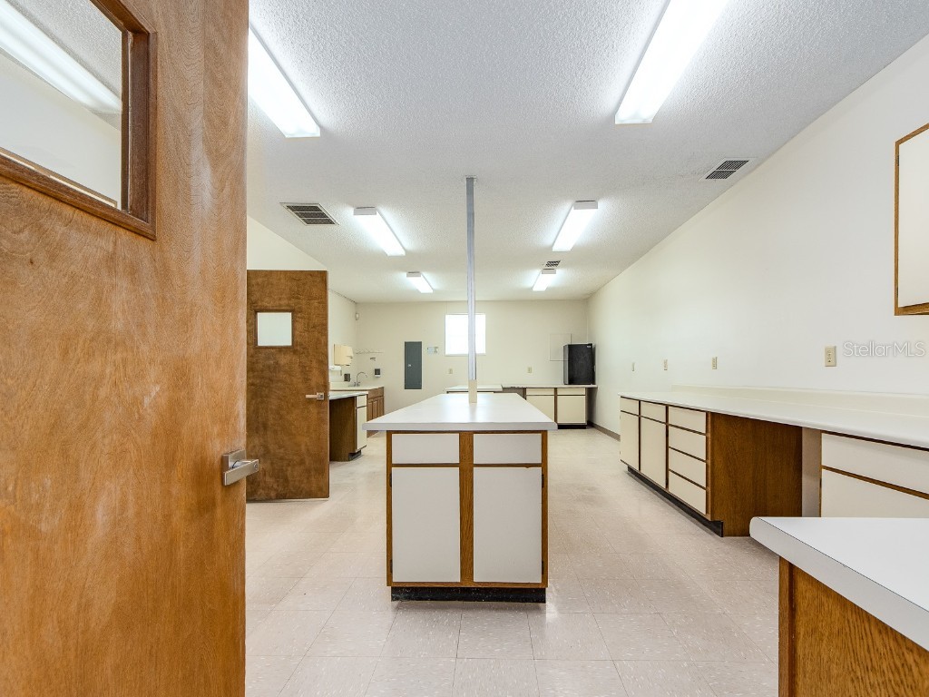 2051 Range Road Clearwater FL 33765 TB8439234 image23