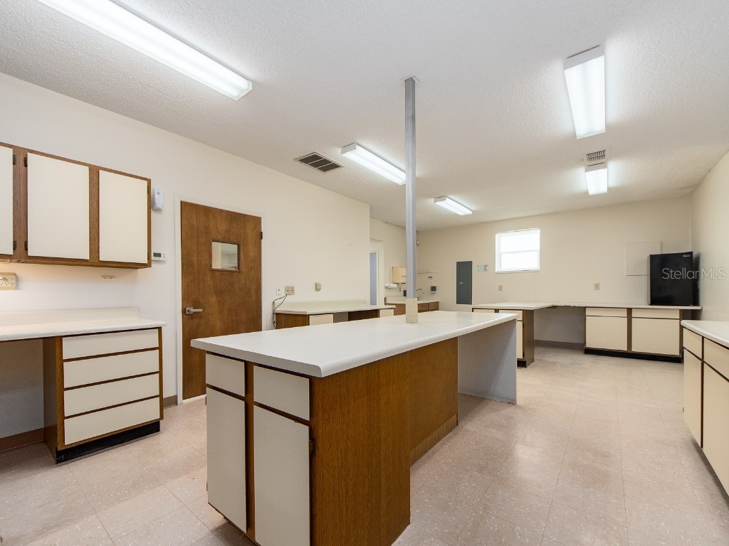 2051 Range Road Clearwater FL 33765 TB8439234 image24