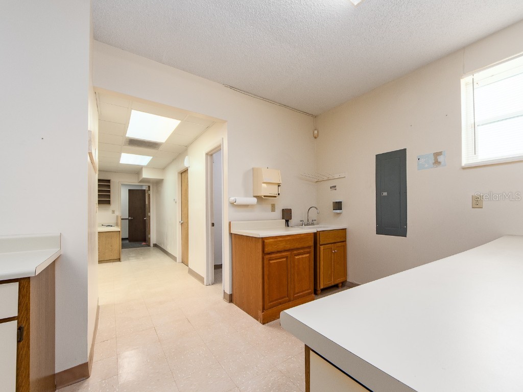 2051 Range Road Clearwater FL 33765 TB8439234 image26