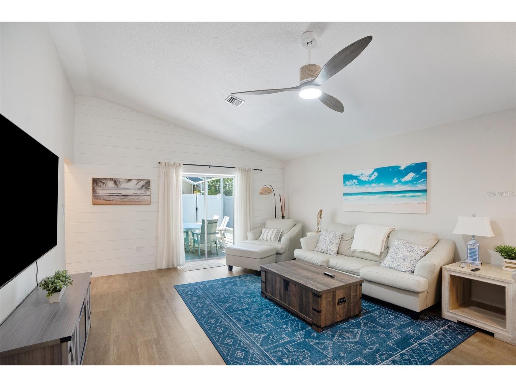 2051 Roselawn Street Sarasota FL 34231 A4682694 image20