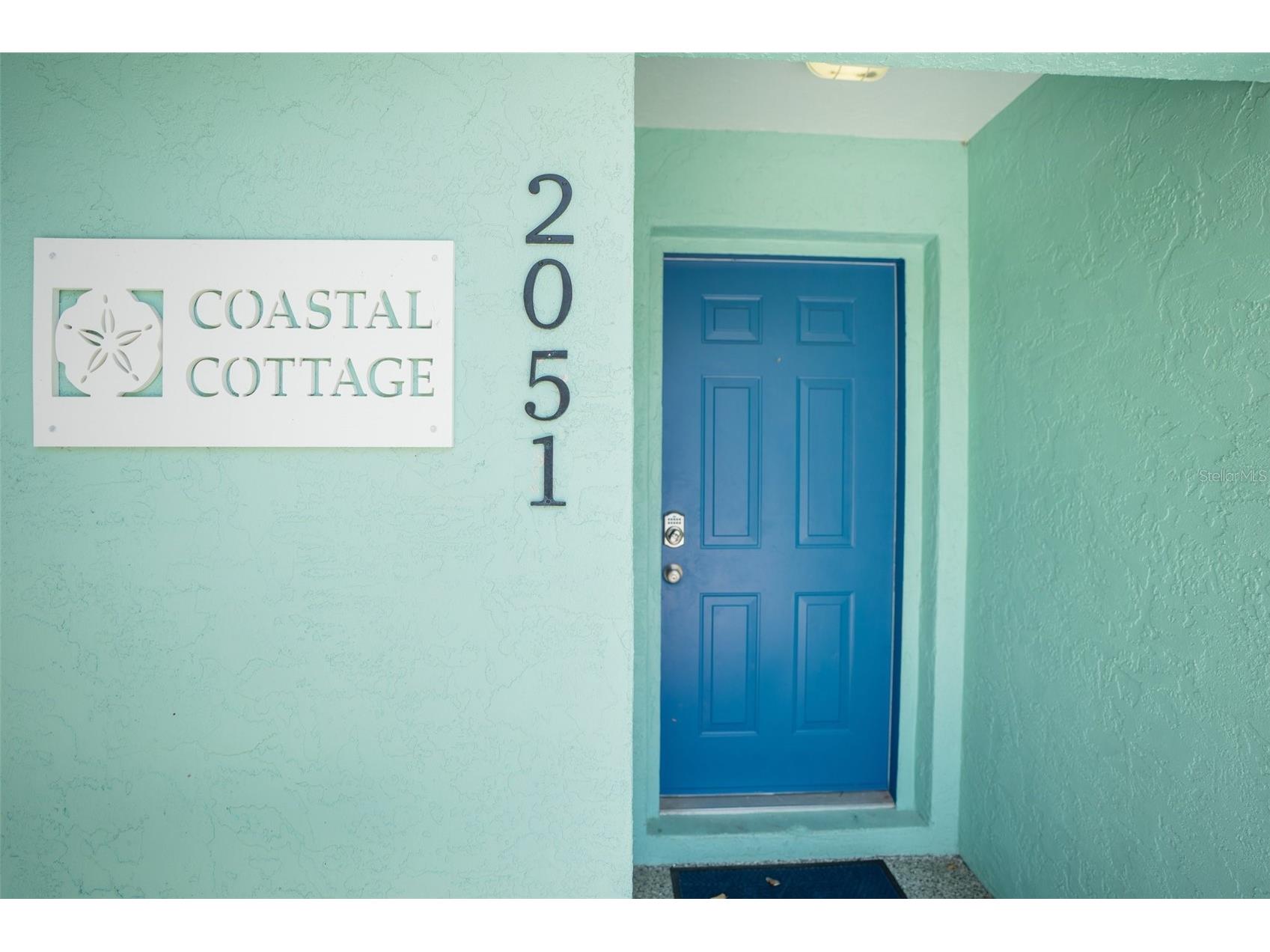 2051 Roselawn Street Sarasota FL 34231 A4682694 image38