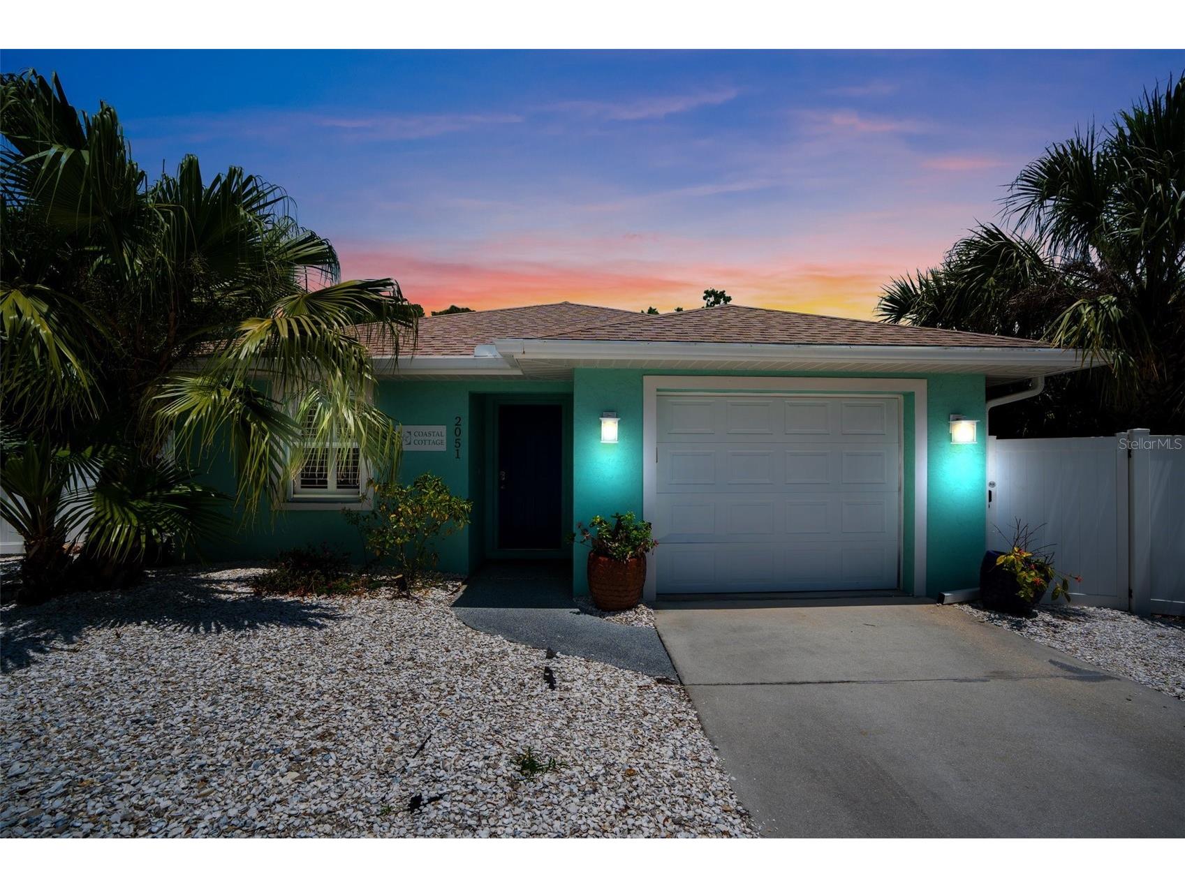 2051 Roselawn Street Sarasota FL 34231 A4682694 image39