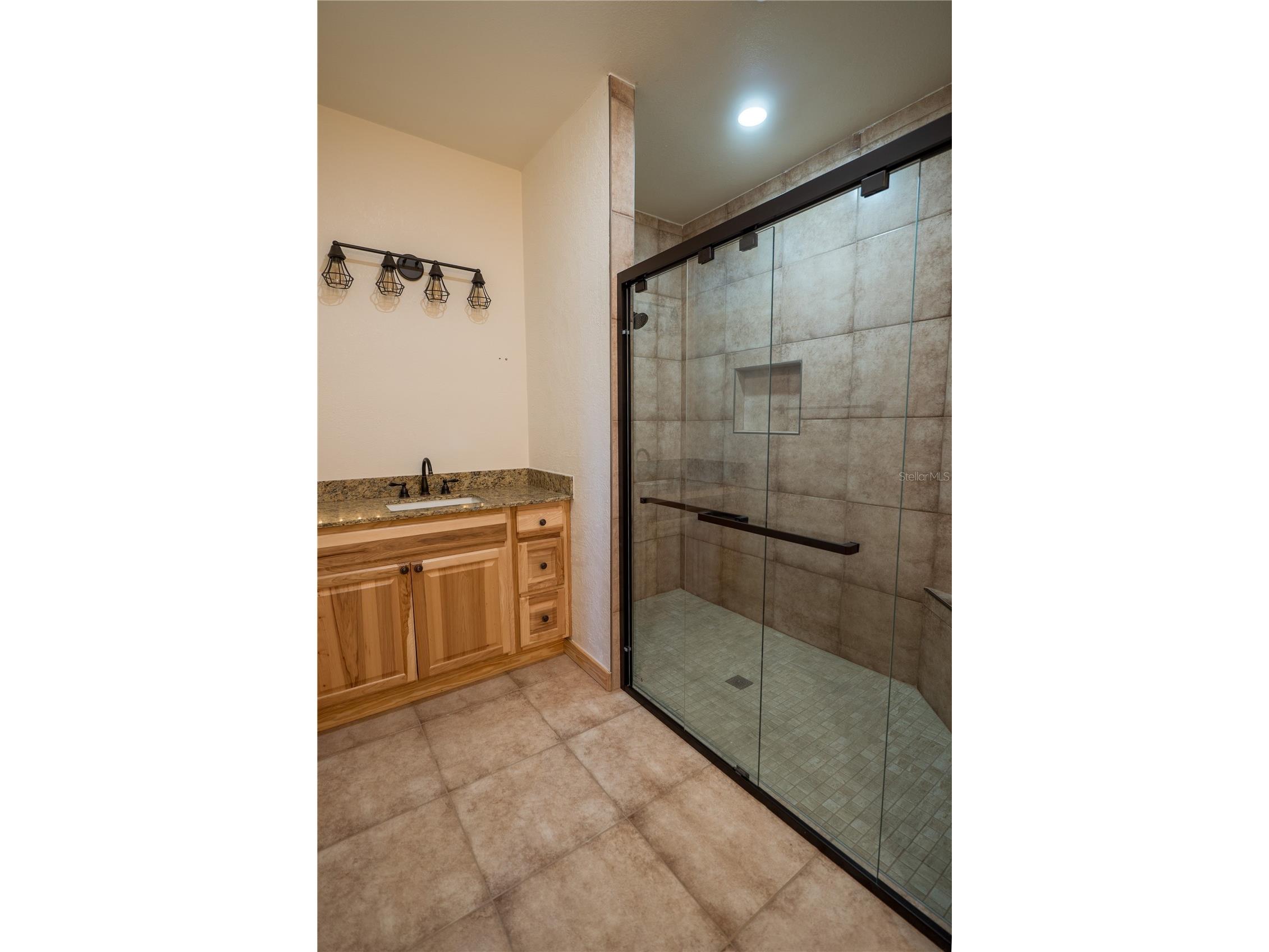 2051 Se 155th St Summerfield FL 34491 OM717332 image33