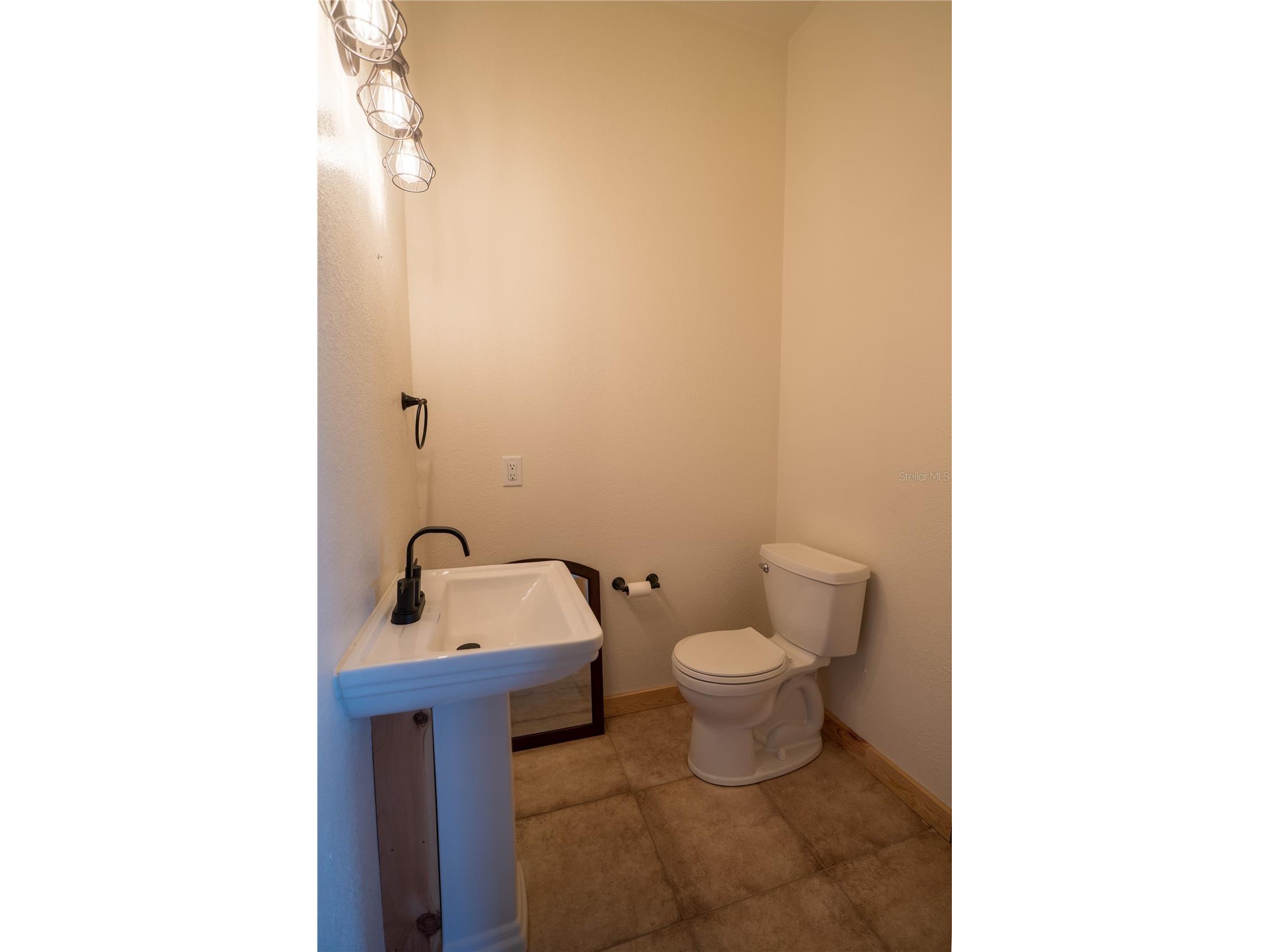 2051 Se 155th St Summerfield FL 34491 OM717332 image37
