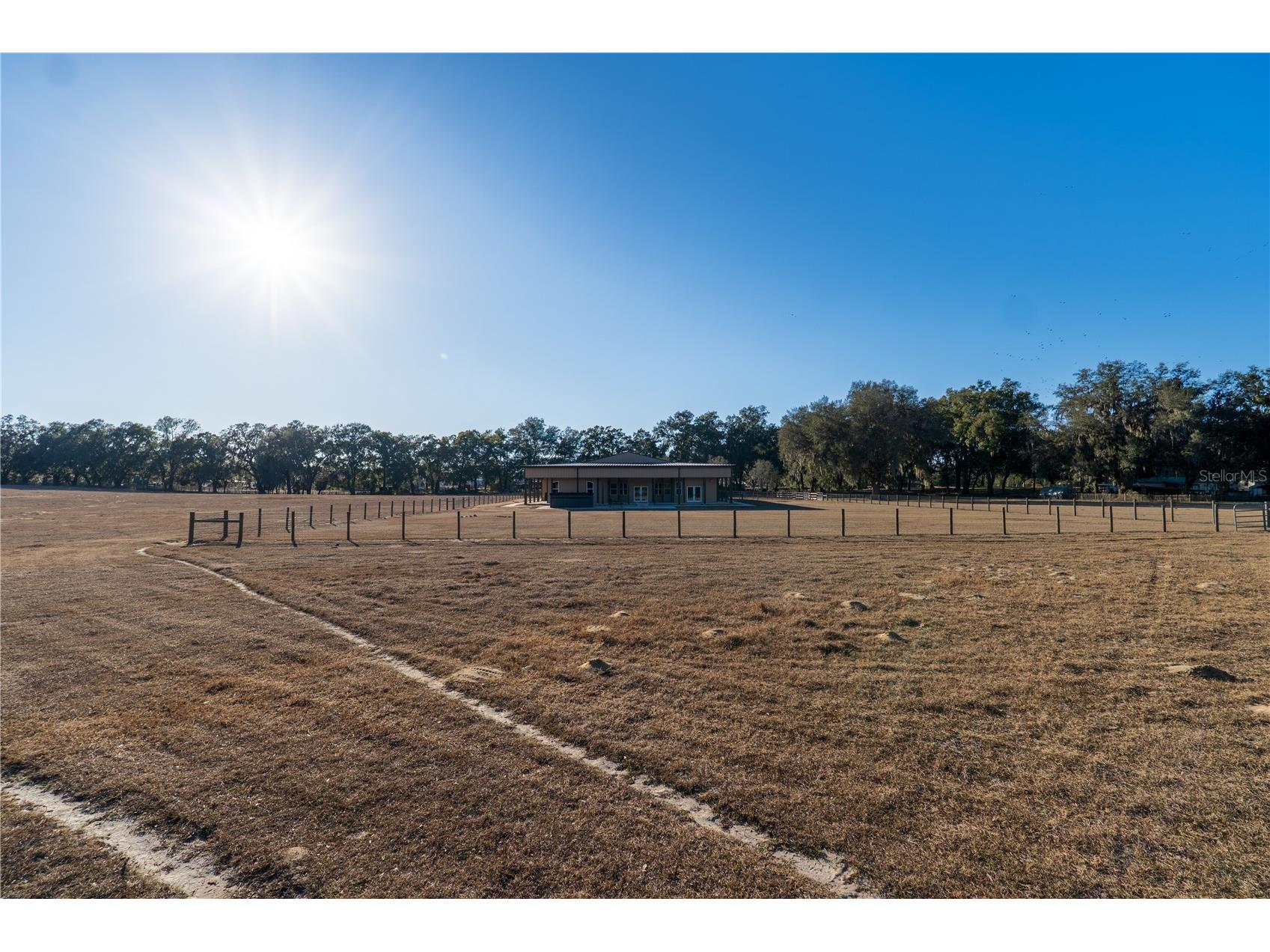 2051 Se 155th St Summerfield FL 34491 OM717332 image43