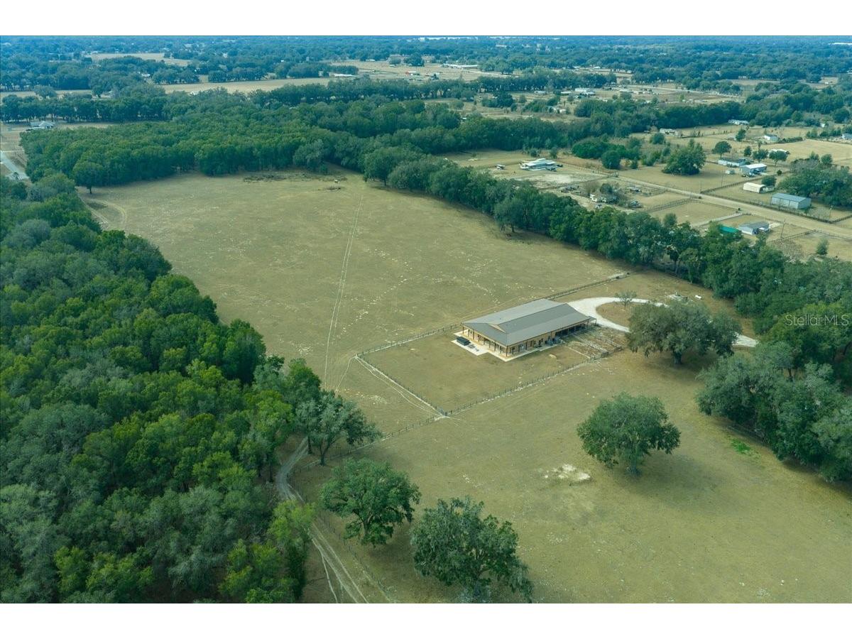 2051 SE 155th Street Summerfield FL 34491 OM717965 image3