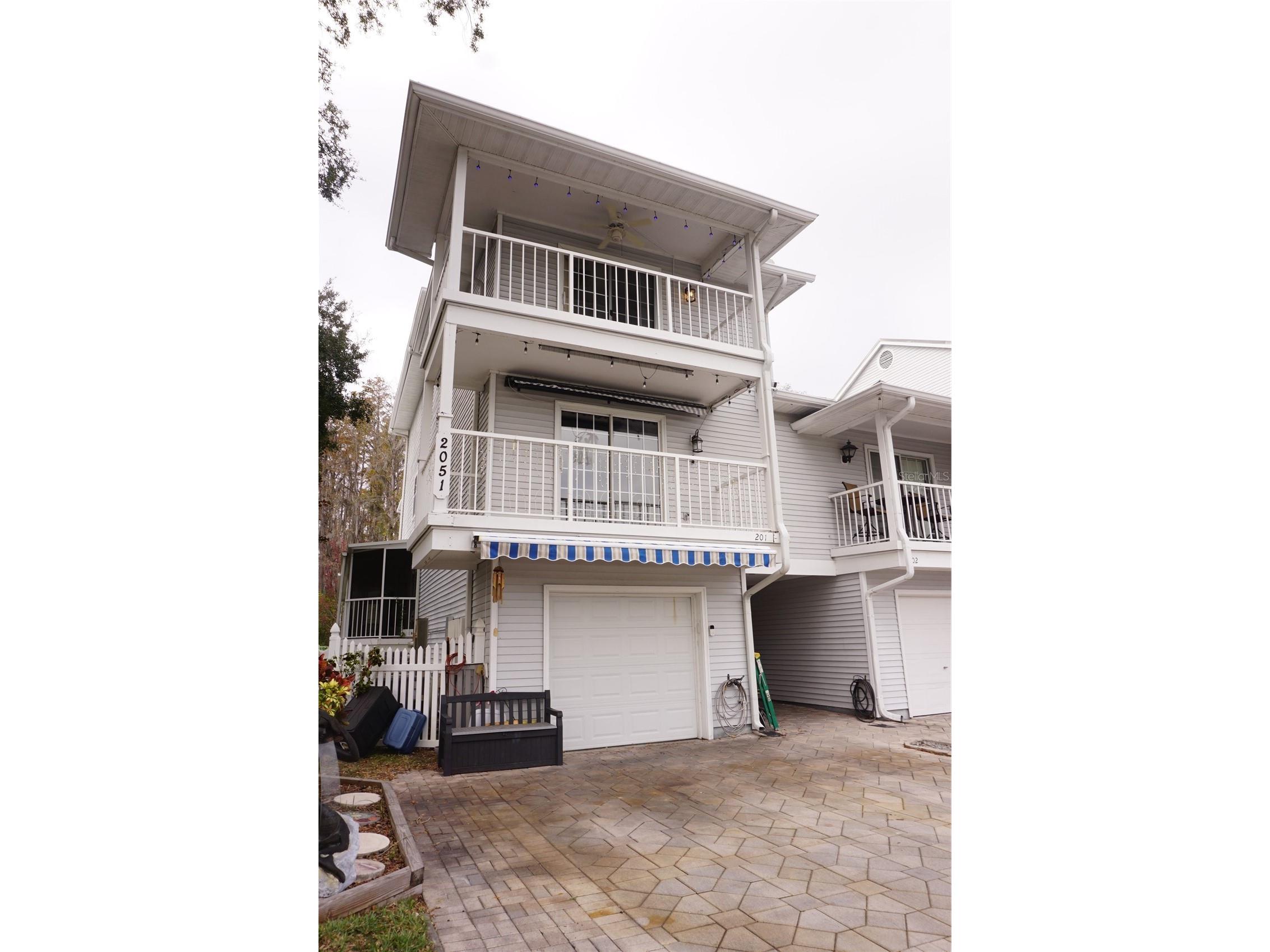 2051 Vista Del Sol Circle #201 Lutz FL 33558 W7881480 image1