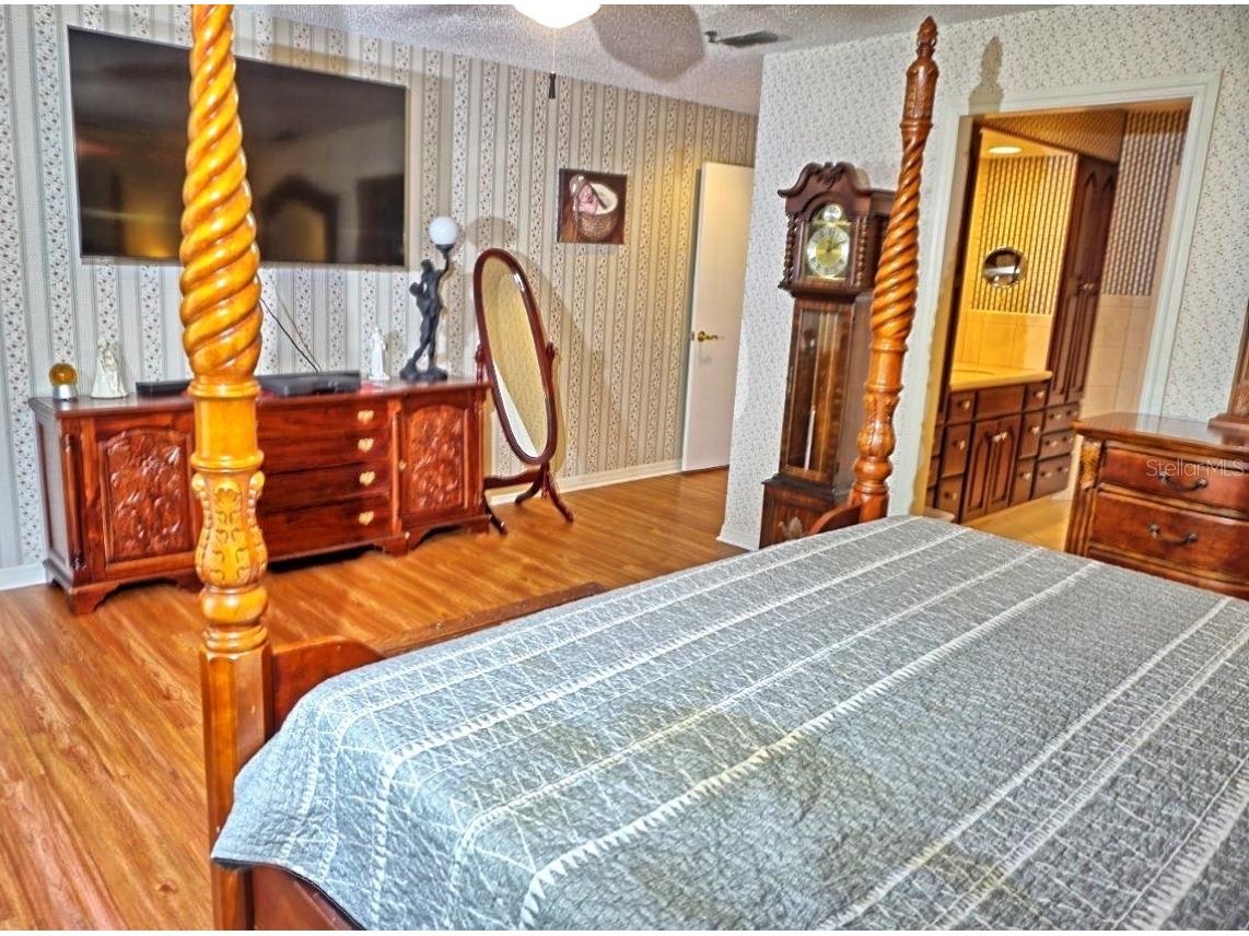 2051 Vista Del Sol Circle #201 Lutz FL 33558 W7881480 image21