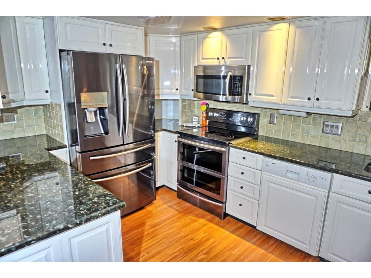 2051 Vista Del Sol Circle #201 Lutz FL 33558 W7881480 image5