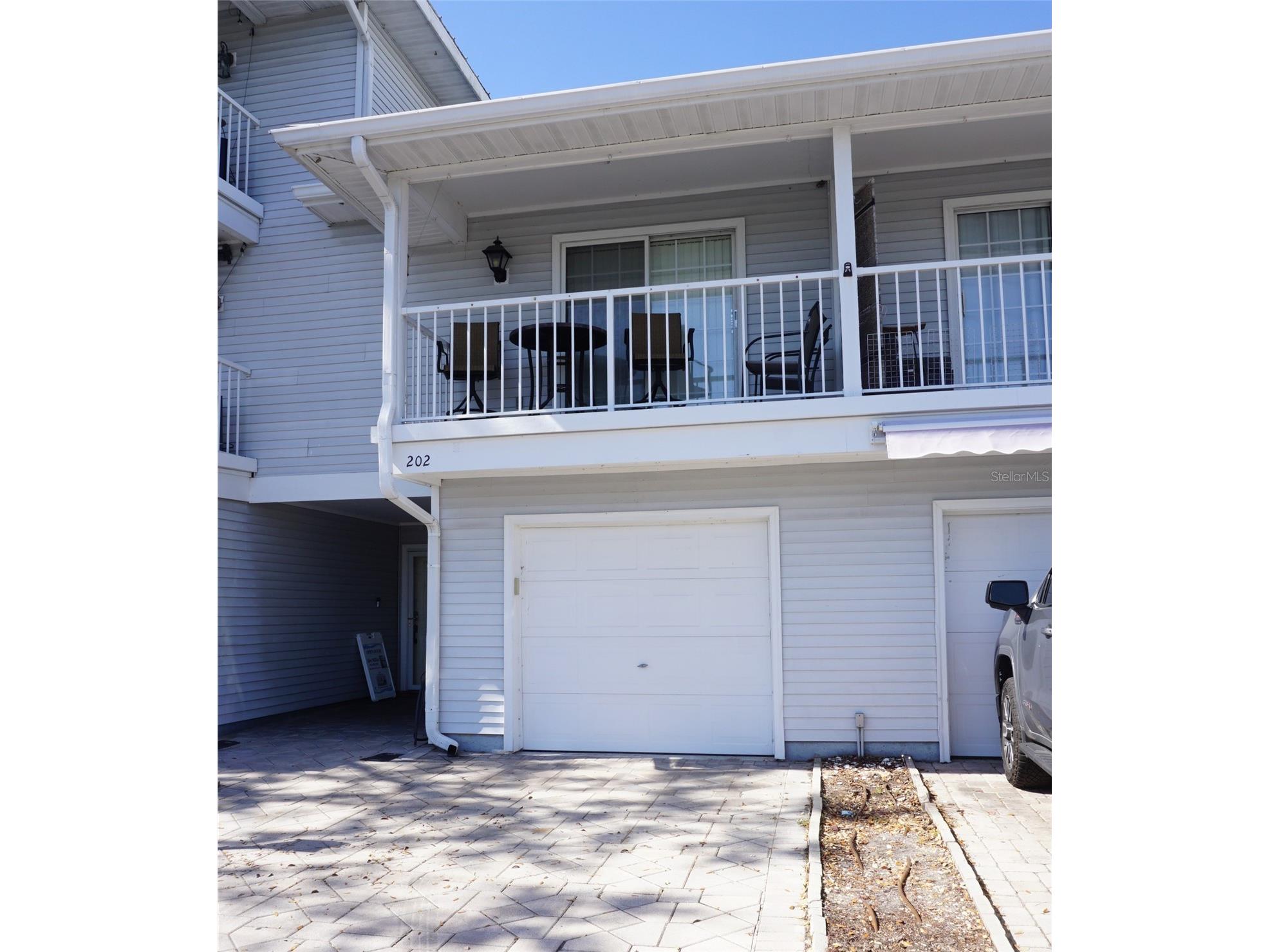 2051 Vista Del Sol Circle #202 Lutz FL 33558 W7882875 image1