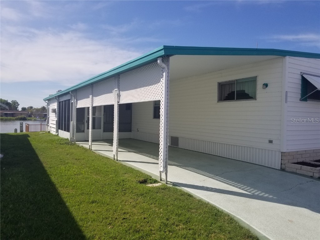 2051 Waterview Drive Holiday FL 34691 U8233711 image1