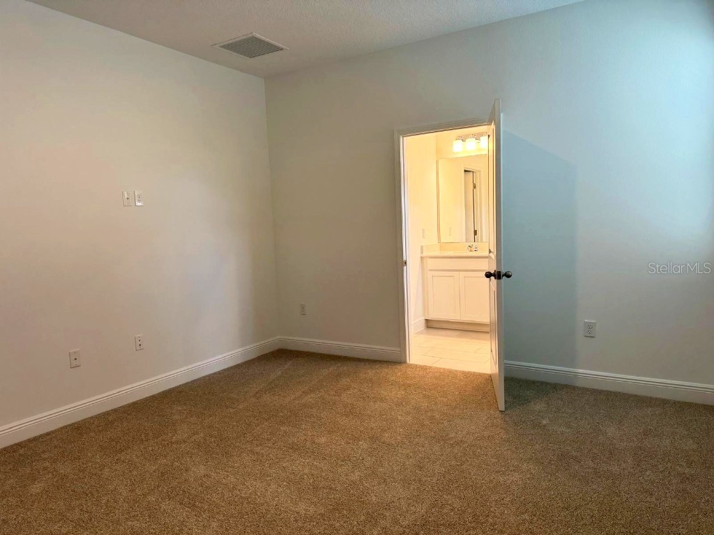 2052 Axel Street Minneola FL 34715 S5137668 image12