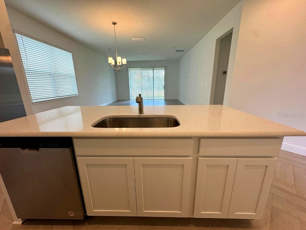 2052 Axel Street Minneola FL 34715 S5137668 image7