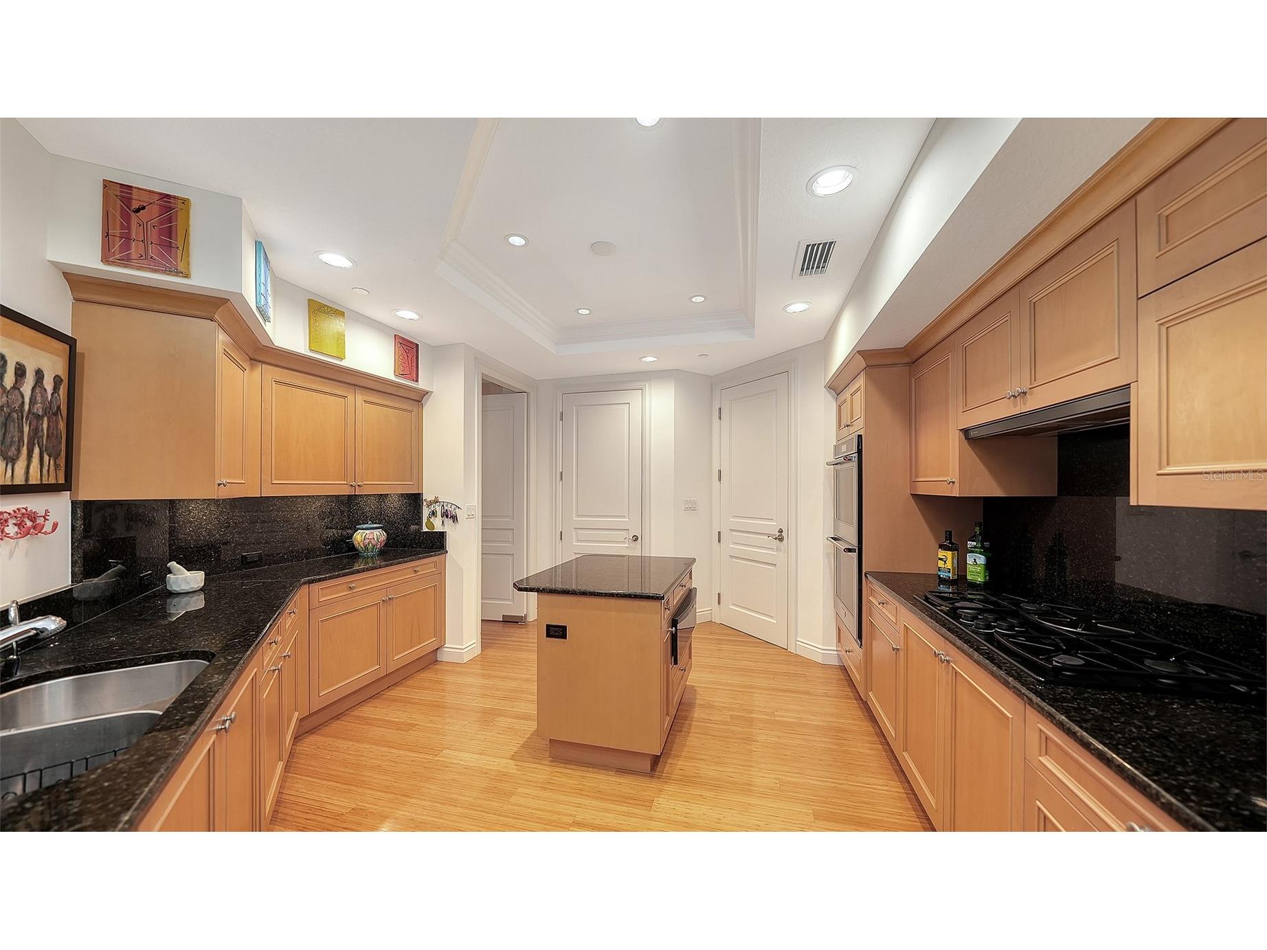 2052 Benjamin Franklin Drive #D702 Sarasota FL 34236 - GULF OF MEXICO A4672832 image16