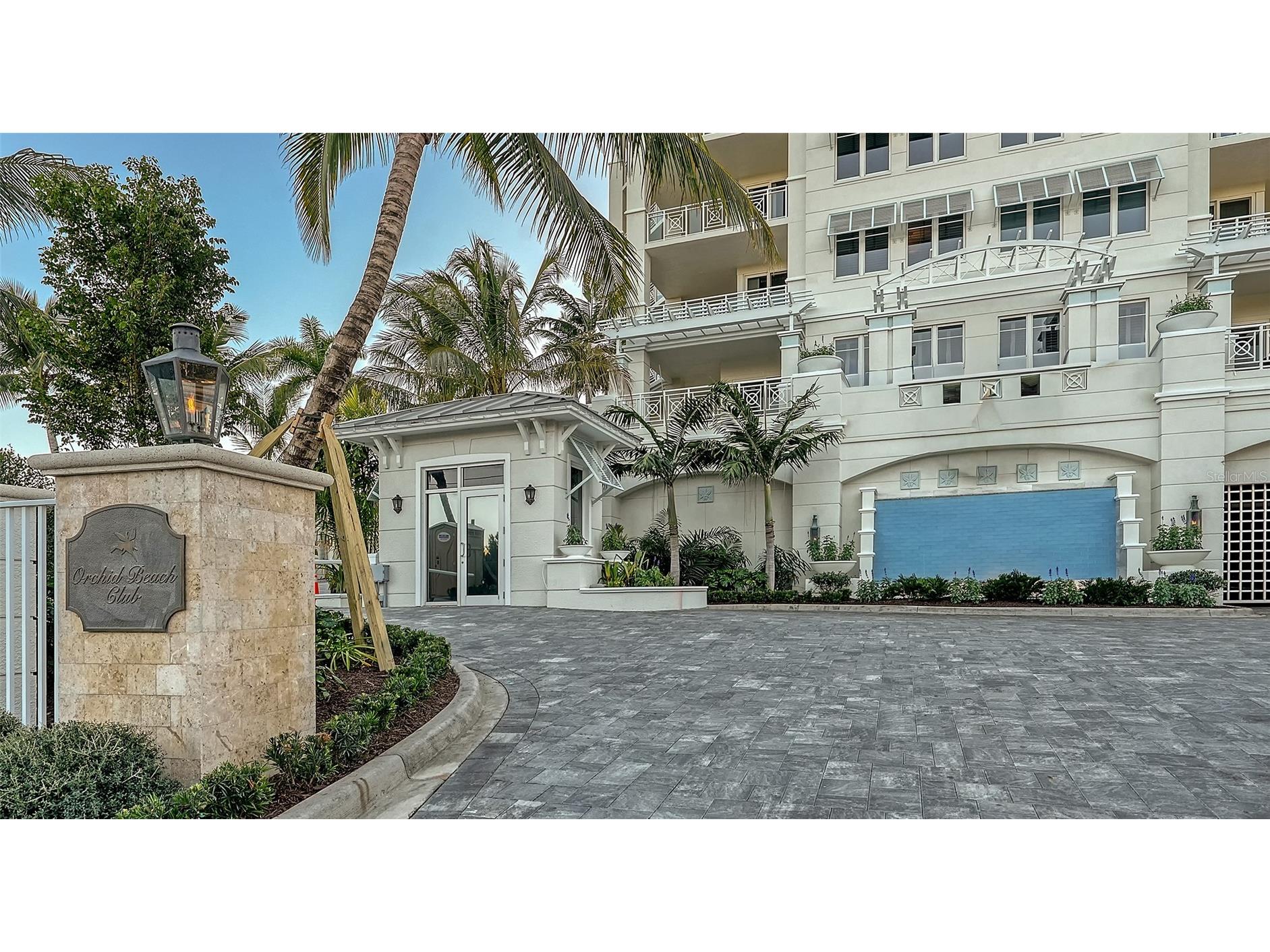 2052 Benjamin Franklin Drive #D702 Sarasota FL 34236 - GULF OF MEXICO A4672832 image30