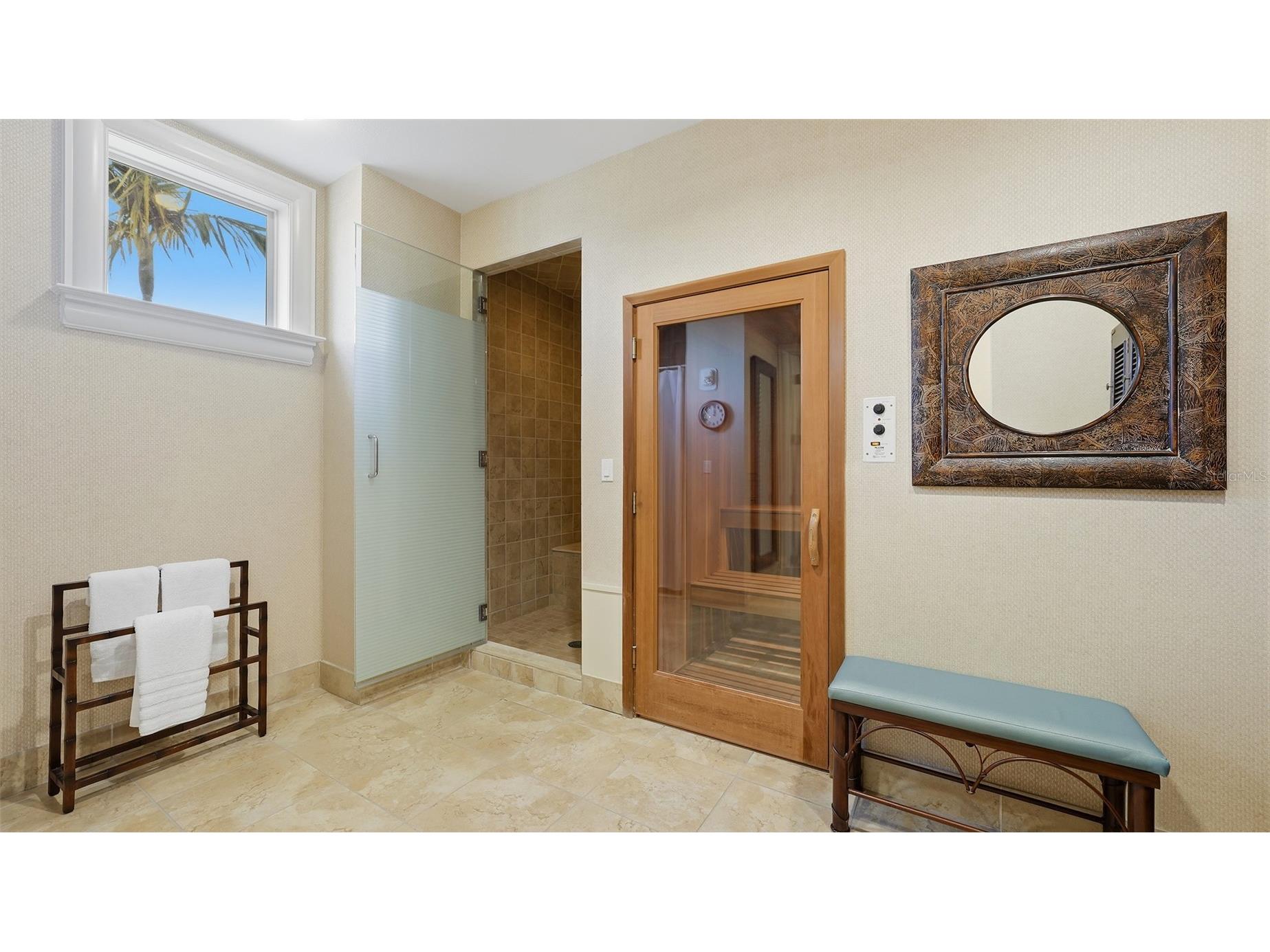 2052 Benjamin Franklin Drive #D702 Sarasota FL 34236 - GULF OF MEXICO A4672832 image39