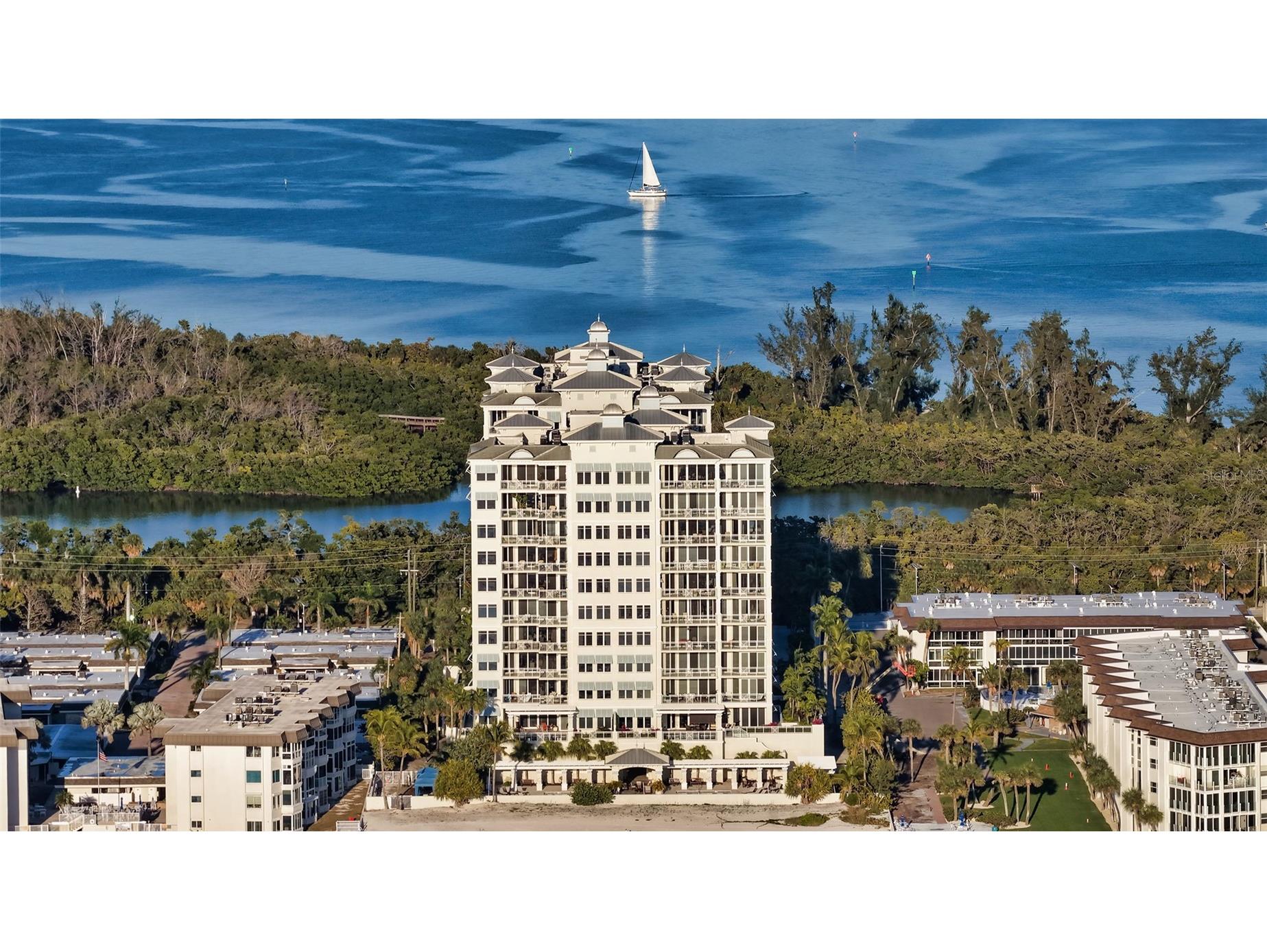 2052 Benjamin Franklin Drive #D702 Sarasota FL 34236 - GULF OF MEXICO A4672832 image40