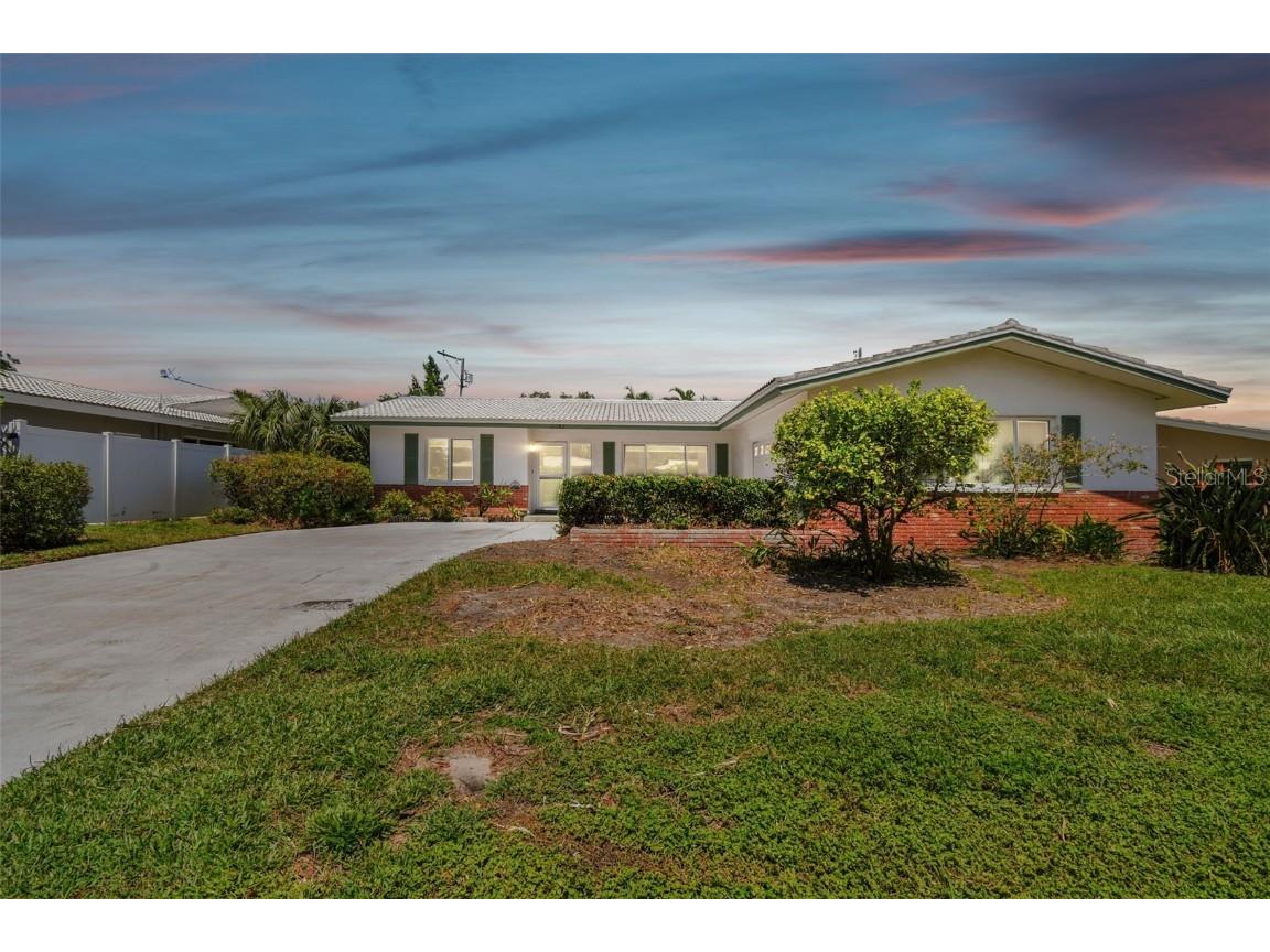 2052 Imperial Way Clearwater FL 33764 T3551500 image1