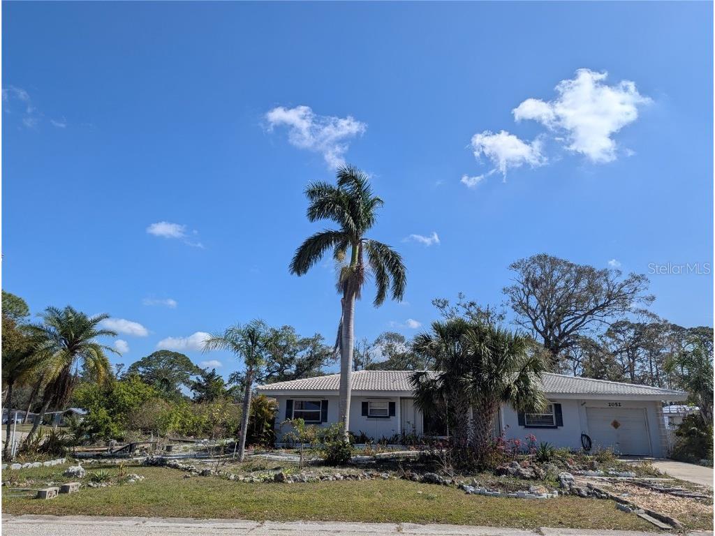 2052 Ivy Place W Sarasota FL 34235 A4640606 image1