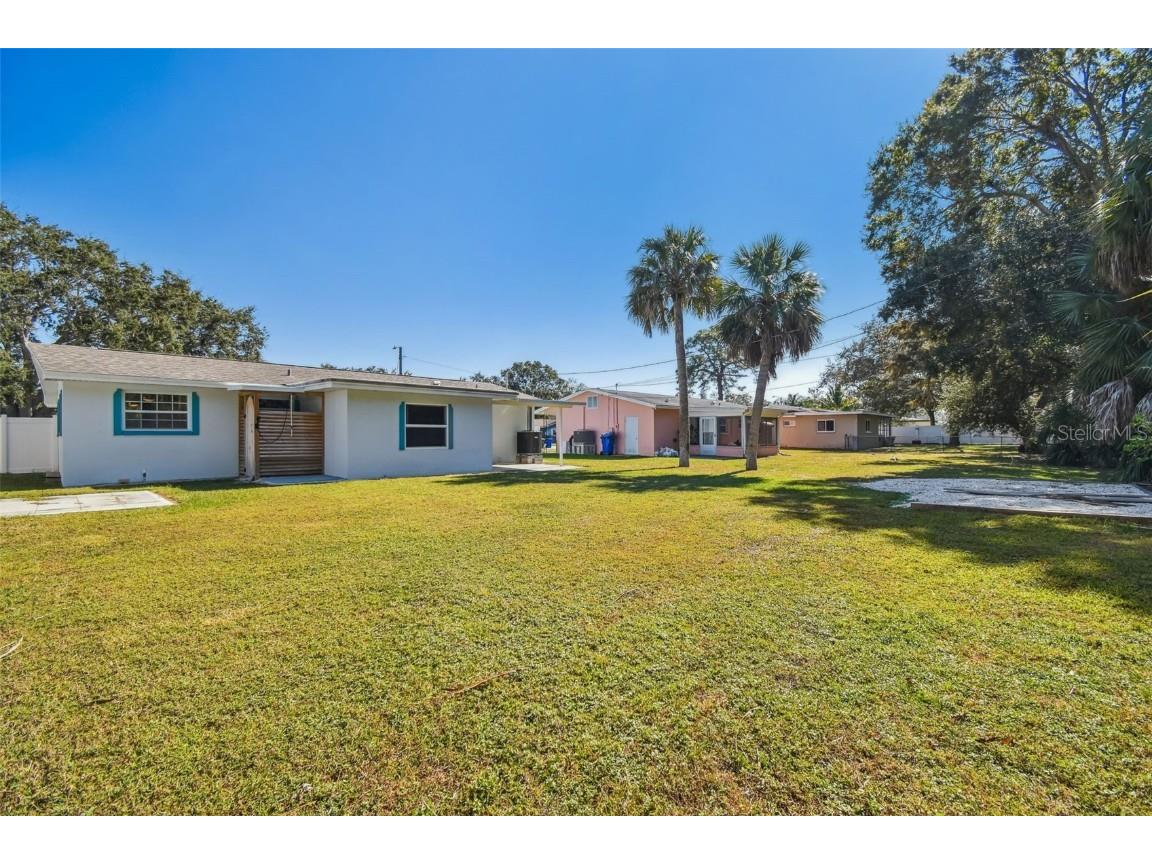 2052 Jefferson Avenue Dunedin FL 34698 TB8450339 image28