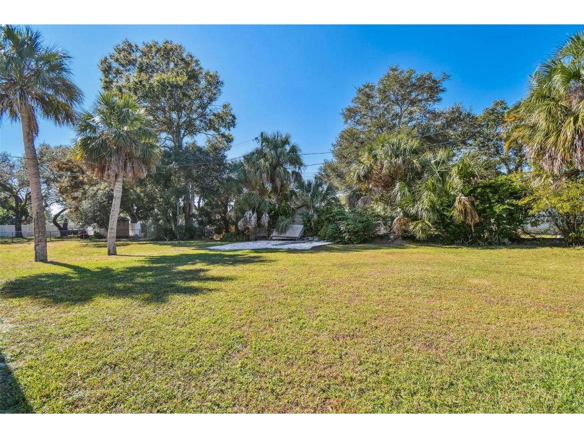 2052 Jefferson Avenue Dunedin FL 34698 TB8450339 image30