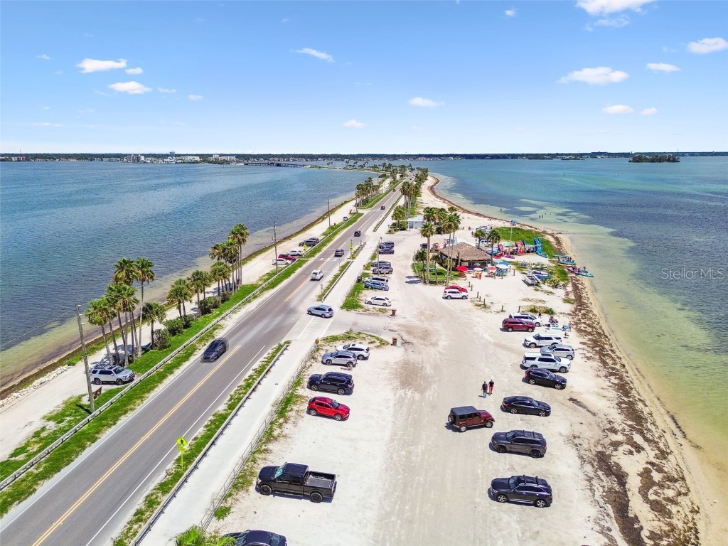 2052 Jefferson Avenue Dunedin FL 34698 TB8450339 image35