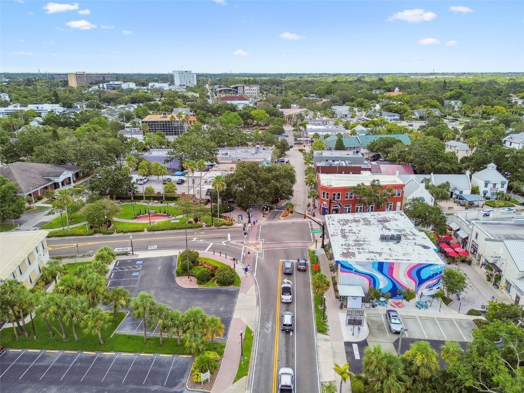 2052 Jefferson Avenue Dunedin FL 34698 TB8450339 image38