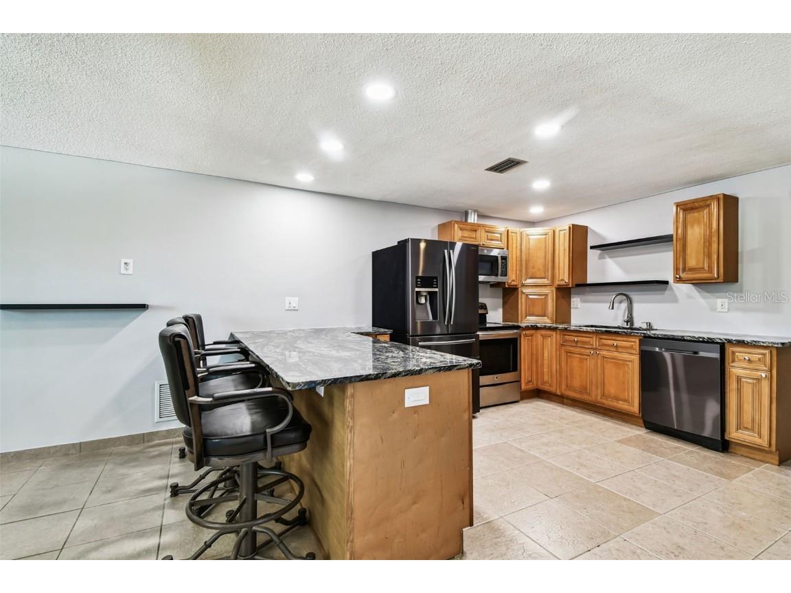 2052 Jefferson Avenue Dunedin FL 34698 TB8450339 image7