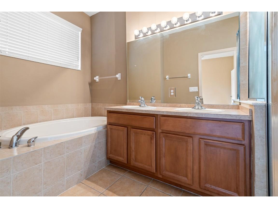 2052 Park Crescent Drive Land O Lakes FL 34639 TB8455062 image33