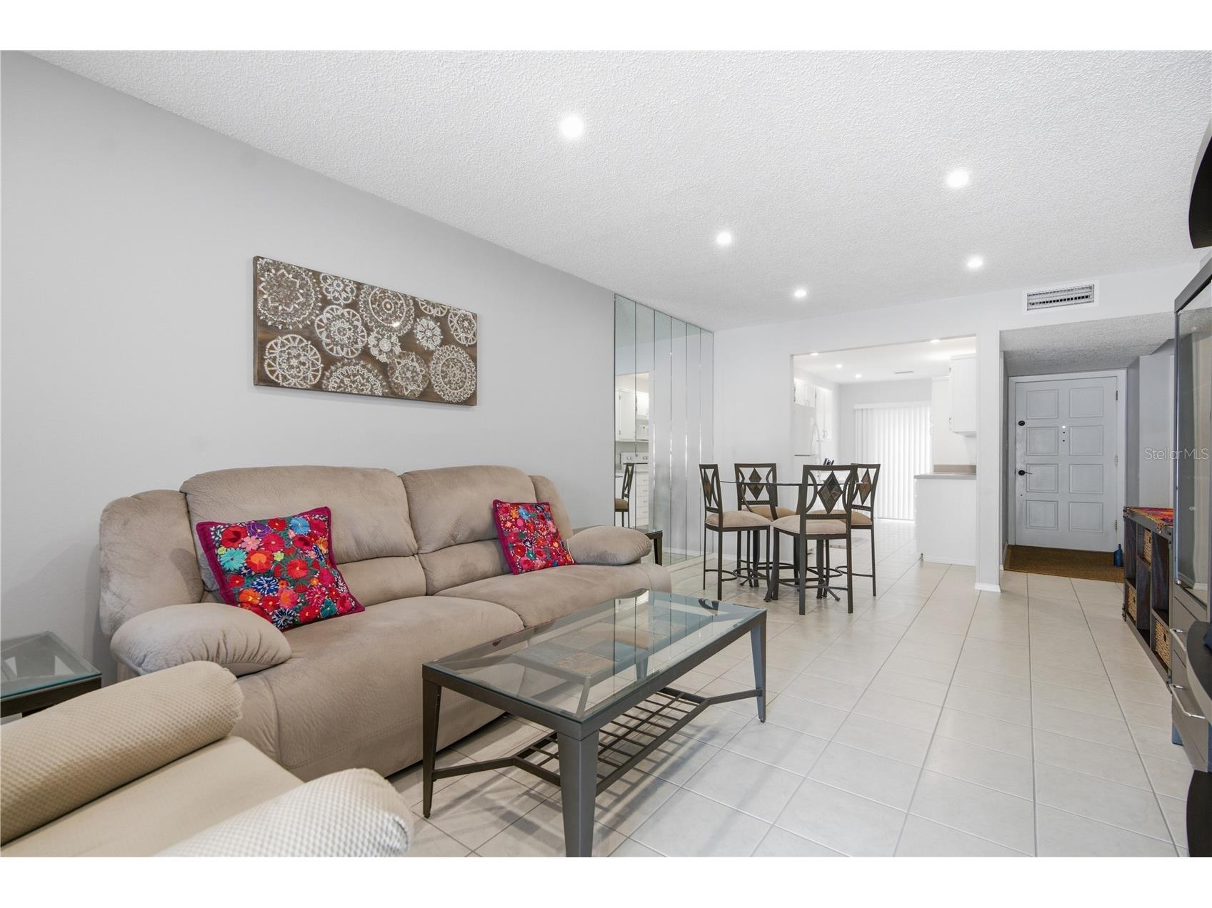 2052 Sunset Point Road #45 Clearwater FL 33765 TB8523973 image2