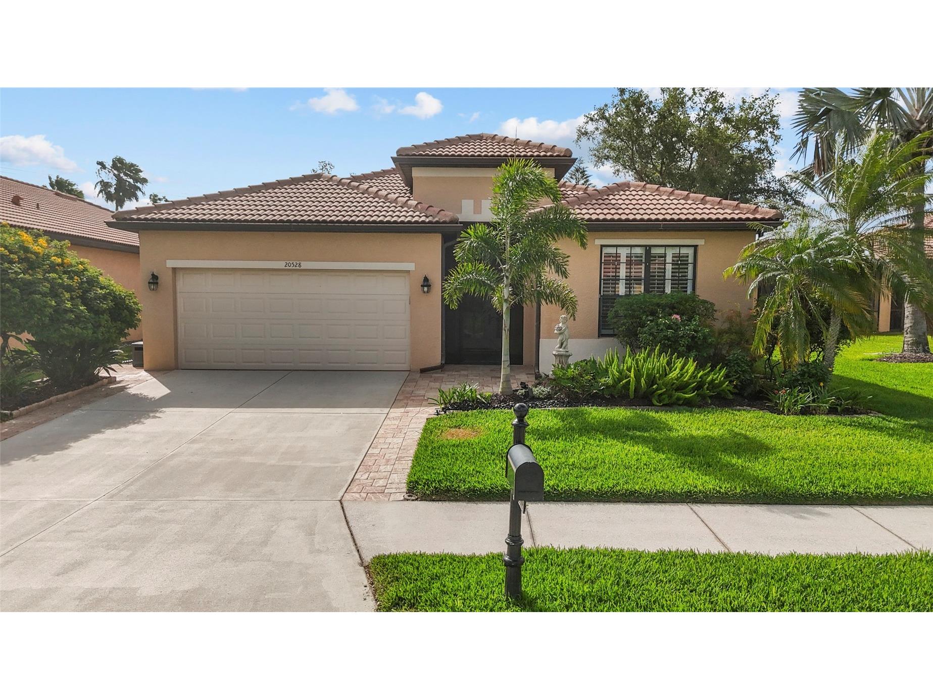 20528 Pezzana Drive Venice FL 34292 A4685457 image1