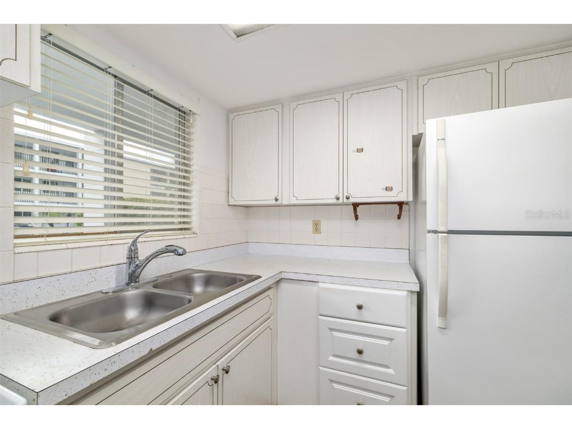 2053 Canal Drive #L-3 Bradenton FL 34207 A4667050 image12