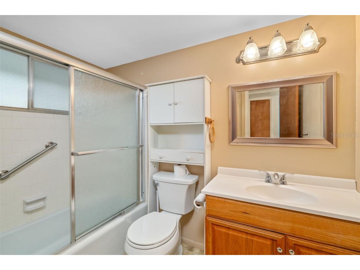 2053 Canal Drive #L-3 Bradenton FL 34207 A4667050 image18