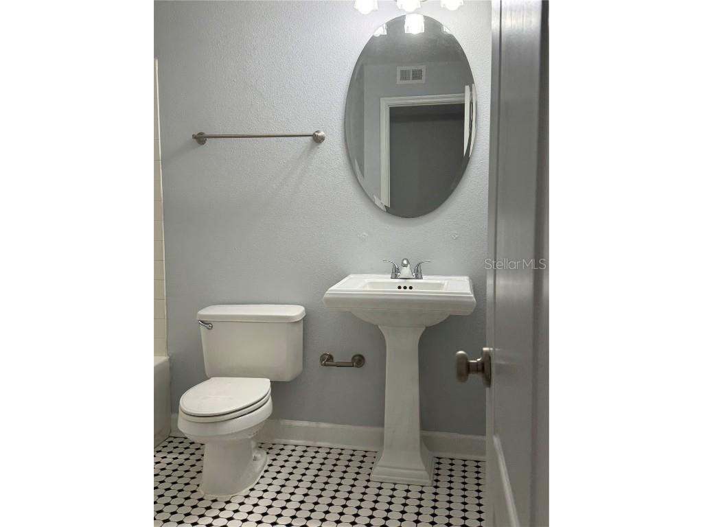 2053 Dixie Belle Drive #2053H Orlando FL 32812 O6351437 image24