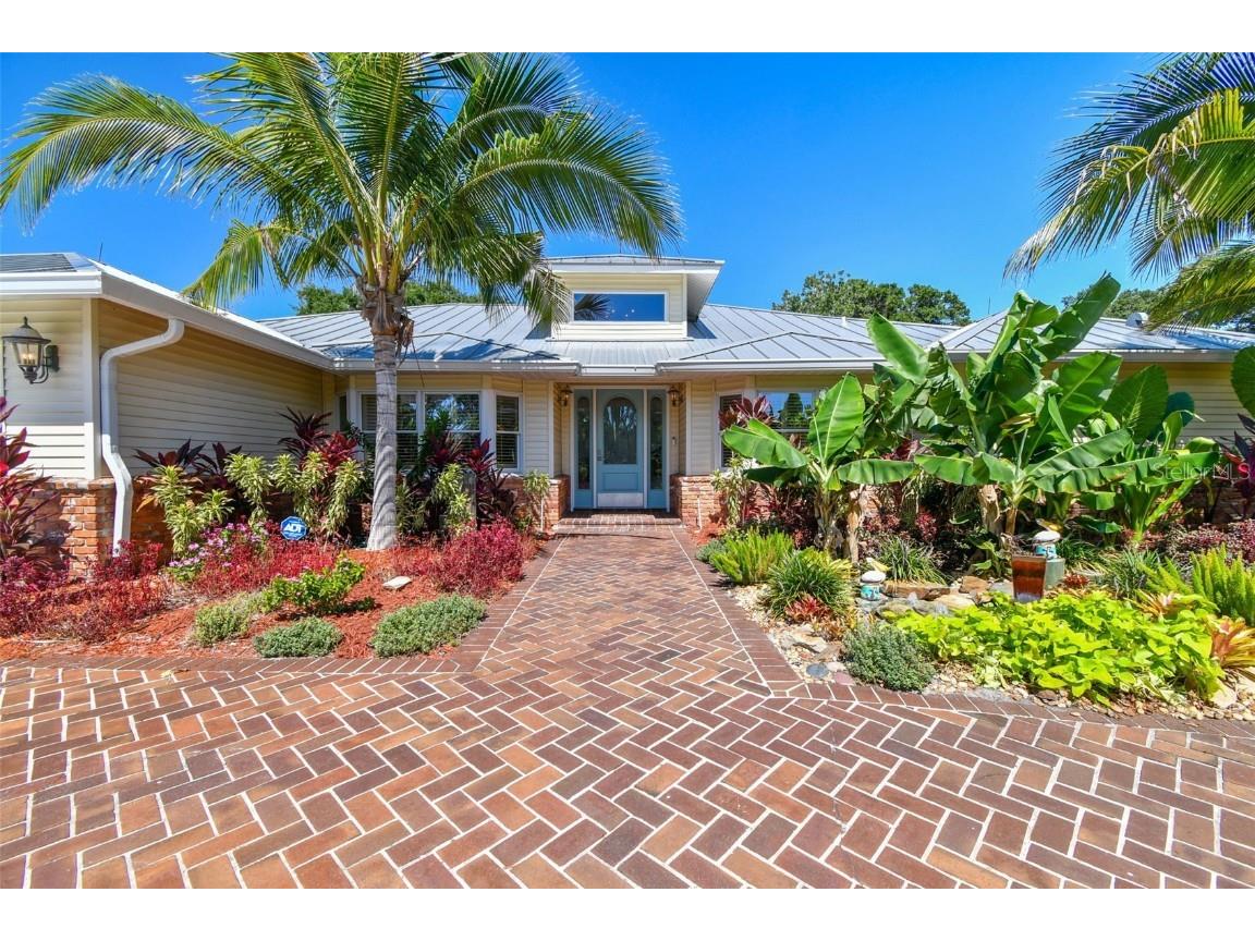 2053 Golf View Drive Dunedin FL 34698 U8246049 image1