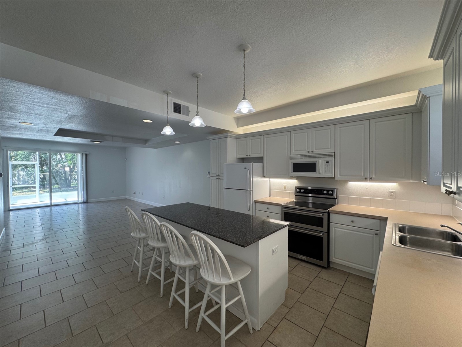 2053 Green Oak Court Kissimmee FL 34744 S5149258 image4