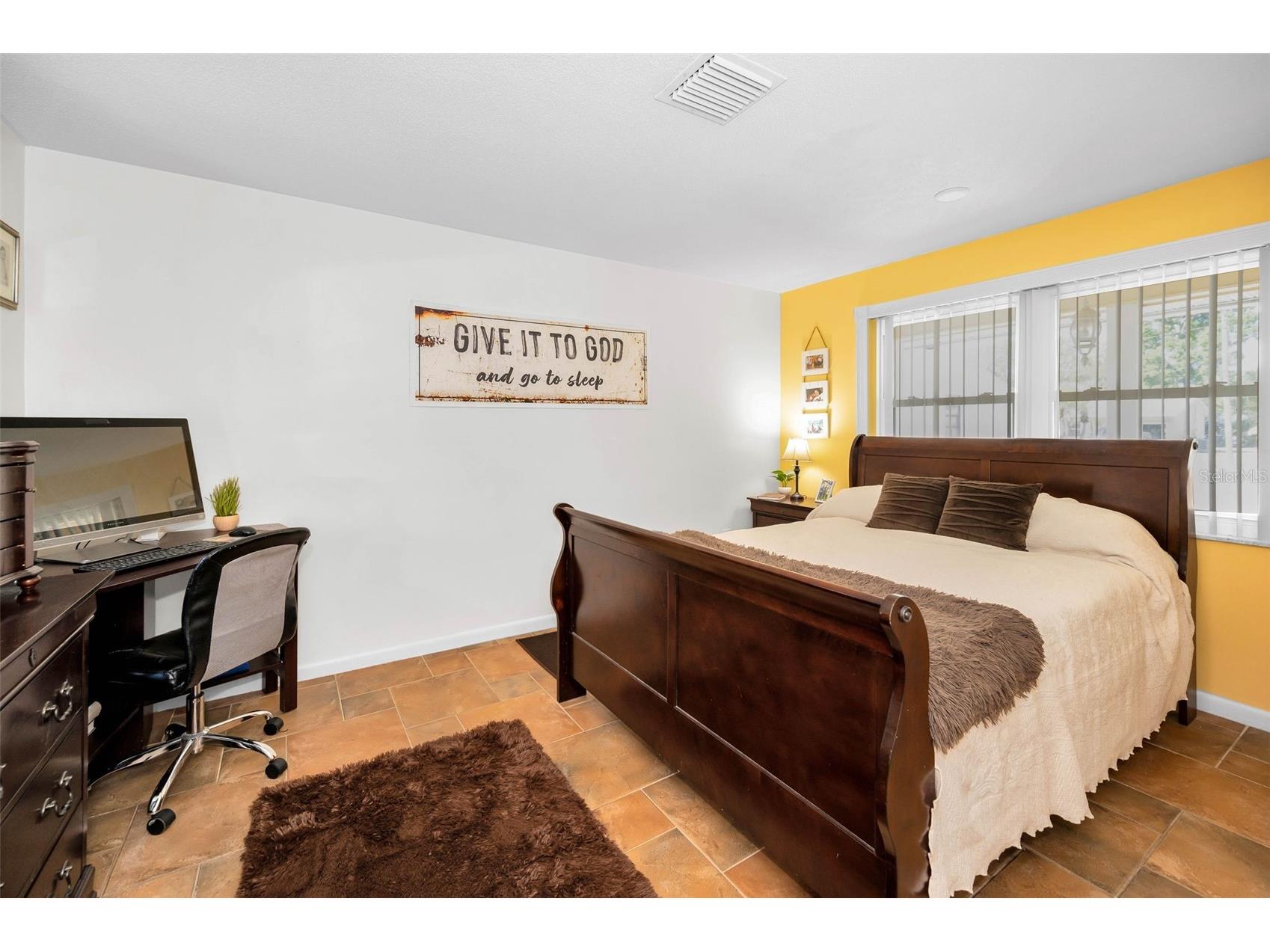 2053 Jefferson Avenue Dunedin FL 34698 TB8477991 image12