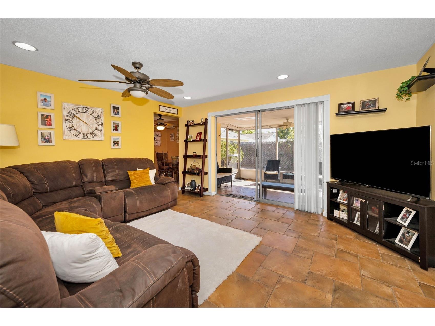 2053 Jefferson Avenue Dunedin FL 34698 TB8477991 image7