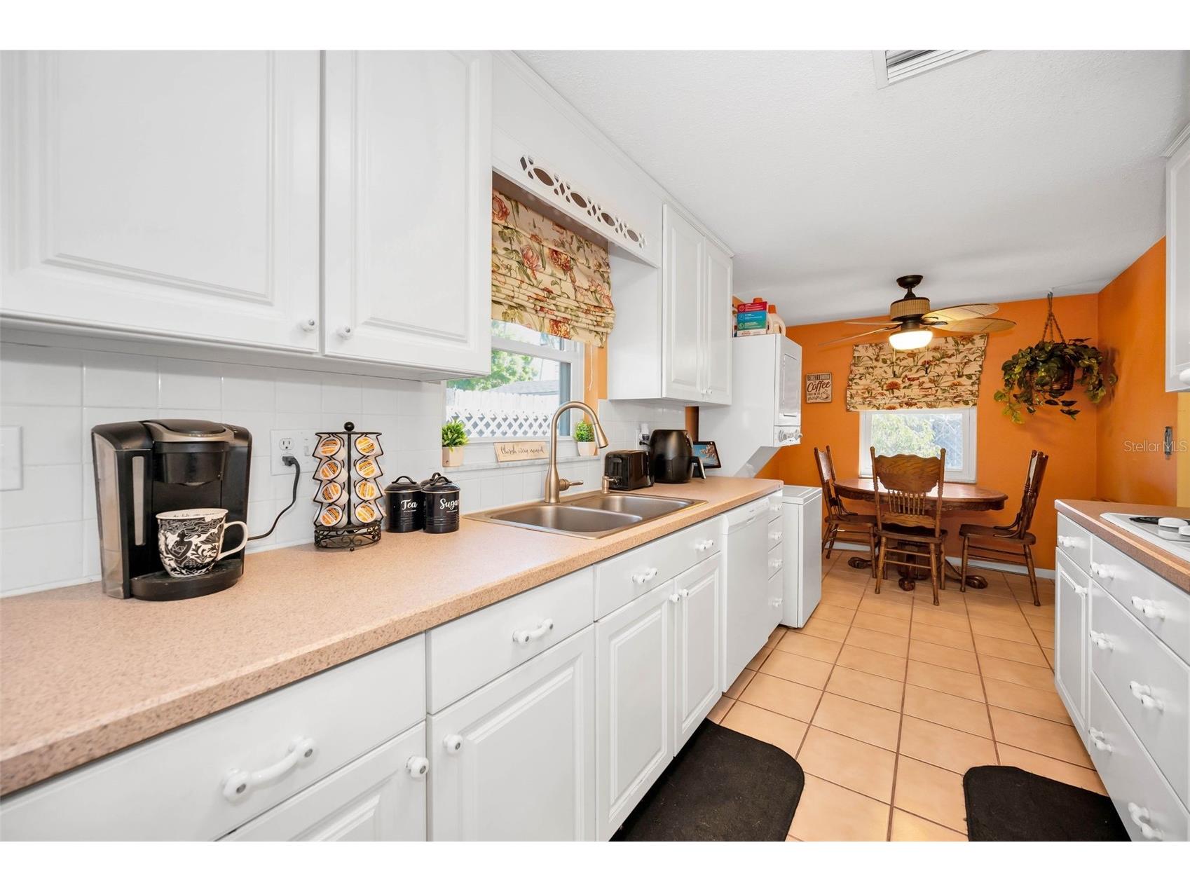 2053 Jefferson Avenue Dunedin FL 34698 TB8477991 image8